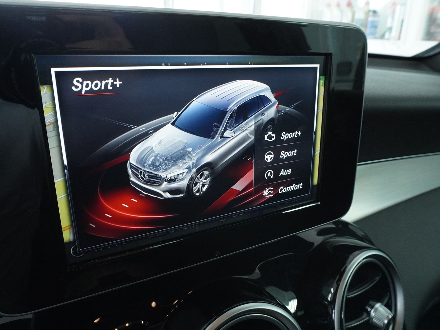 MERCEDES-BENZ GLC 250 d Exclusive 4Matic 9G-Tronic-image-8