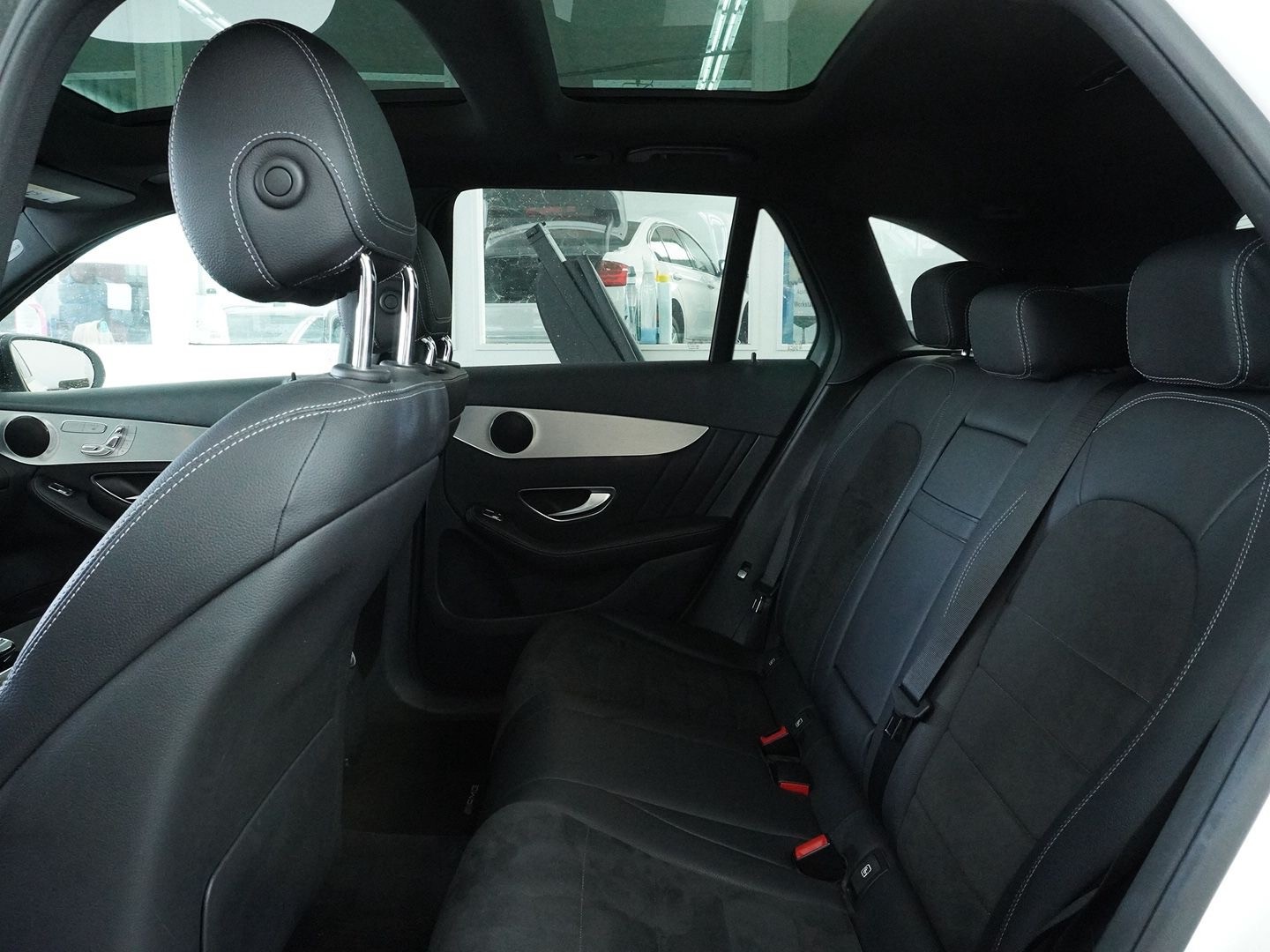 MERCEDES-BENZ GLC 250 d Exclusive 4Matic 9G-Tronic-image-4