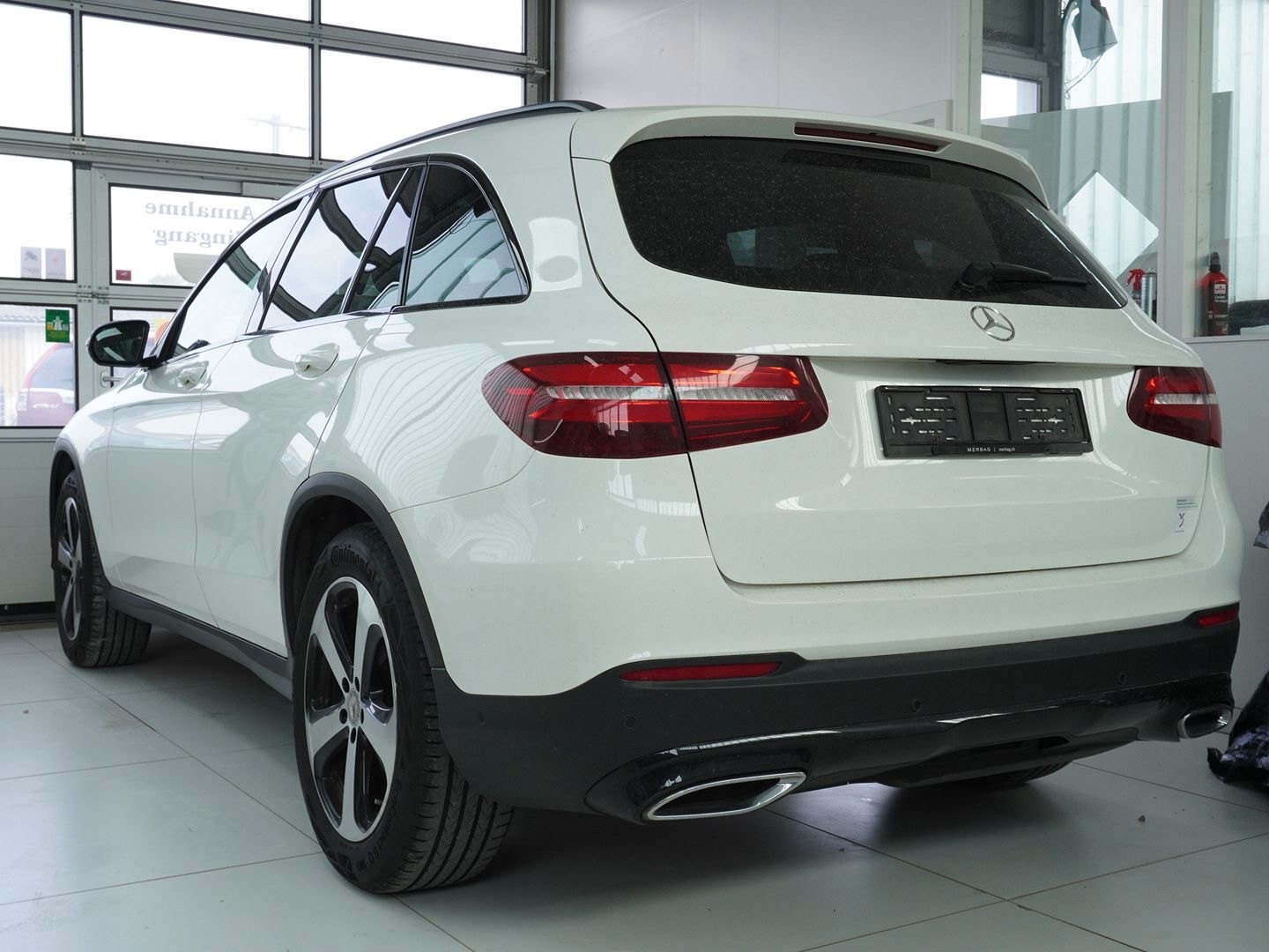 MERCEDES-BENZ GLC 250 d Exclusive 4Matic 9G-Tronic-showroom-element-1