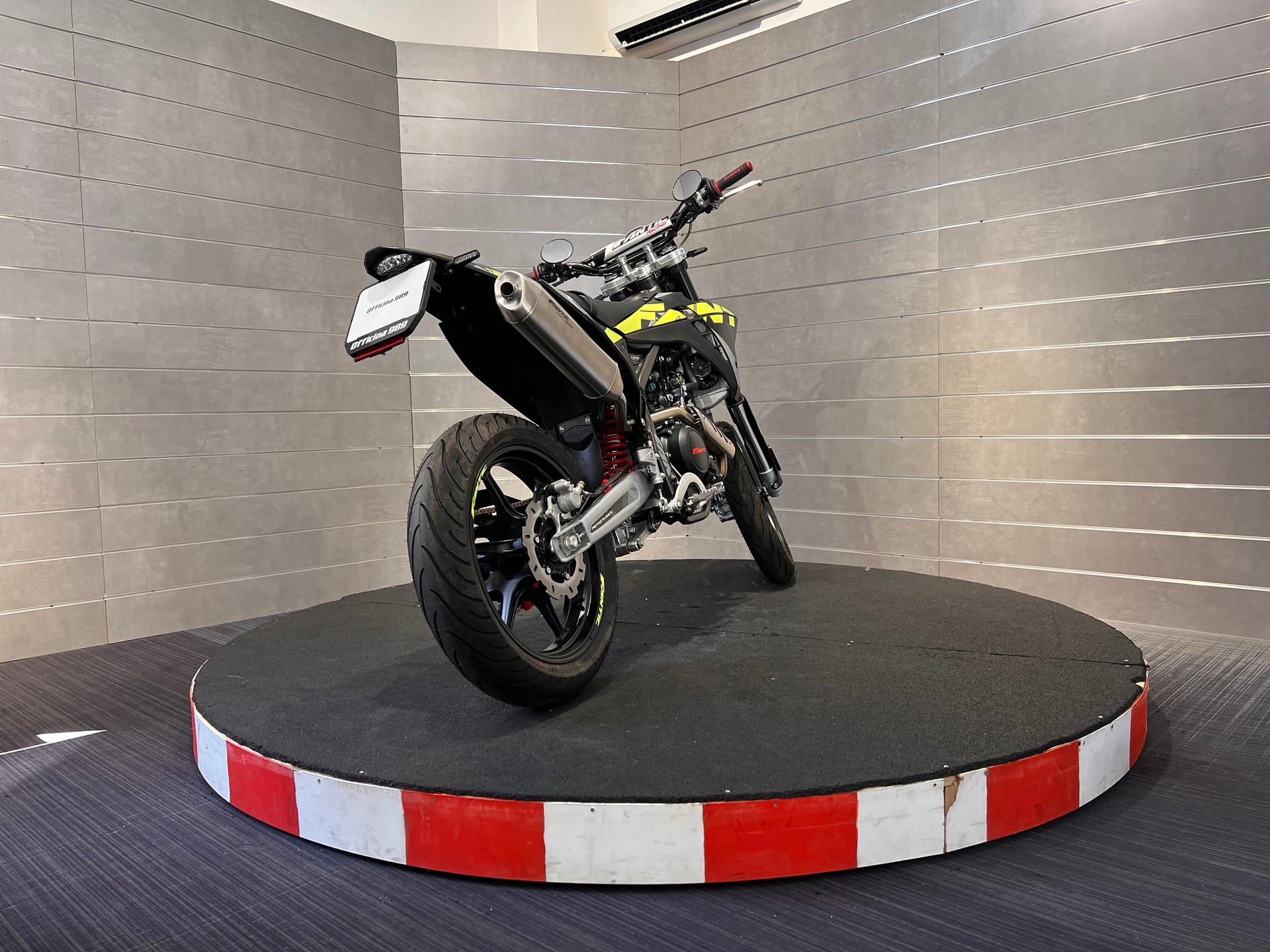 FANTIC Performance-image-4