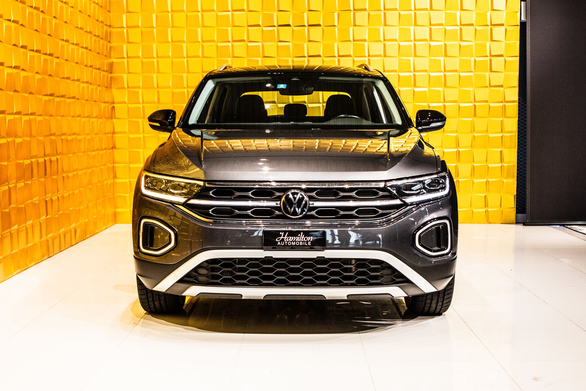 VW T-Roc 2.0 TSI Style DSG 4Motion-showroom-element-2