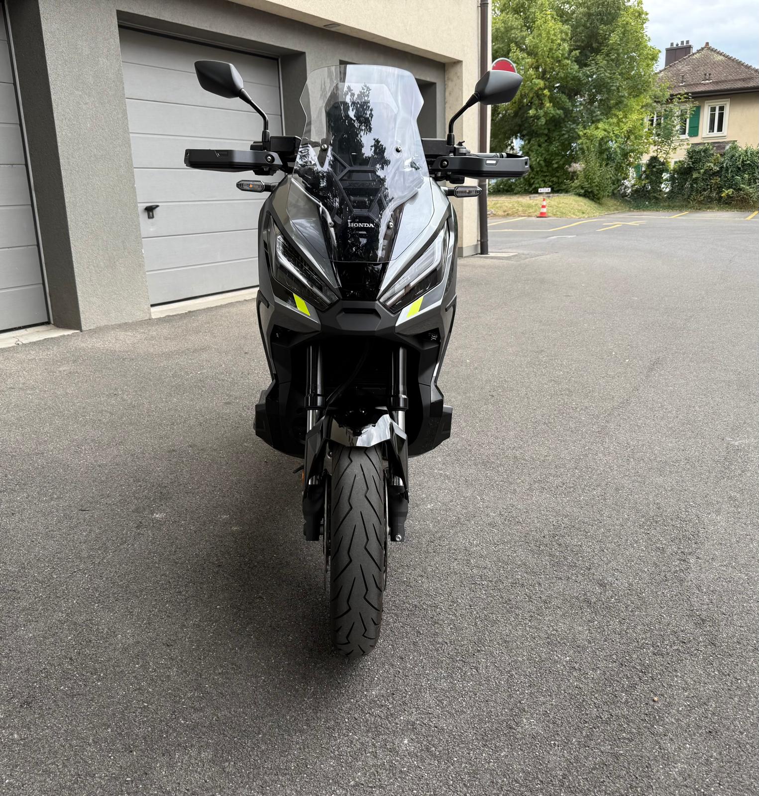 HONDA X-ADV 750-image-6