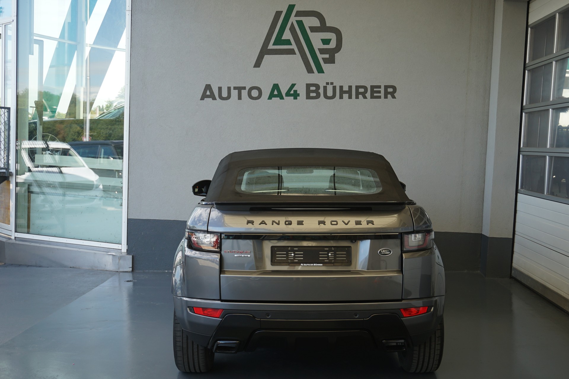 LAND ROVER Evoque 2.0Si4 HSE Dynamic 241PS-image-12