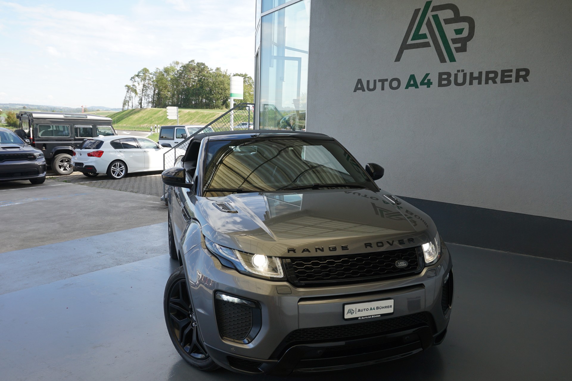 LAND ROVER Evoque 2.0Si4 HSE Dynamic 241PS-image-4