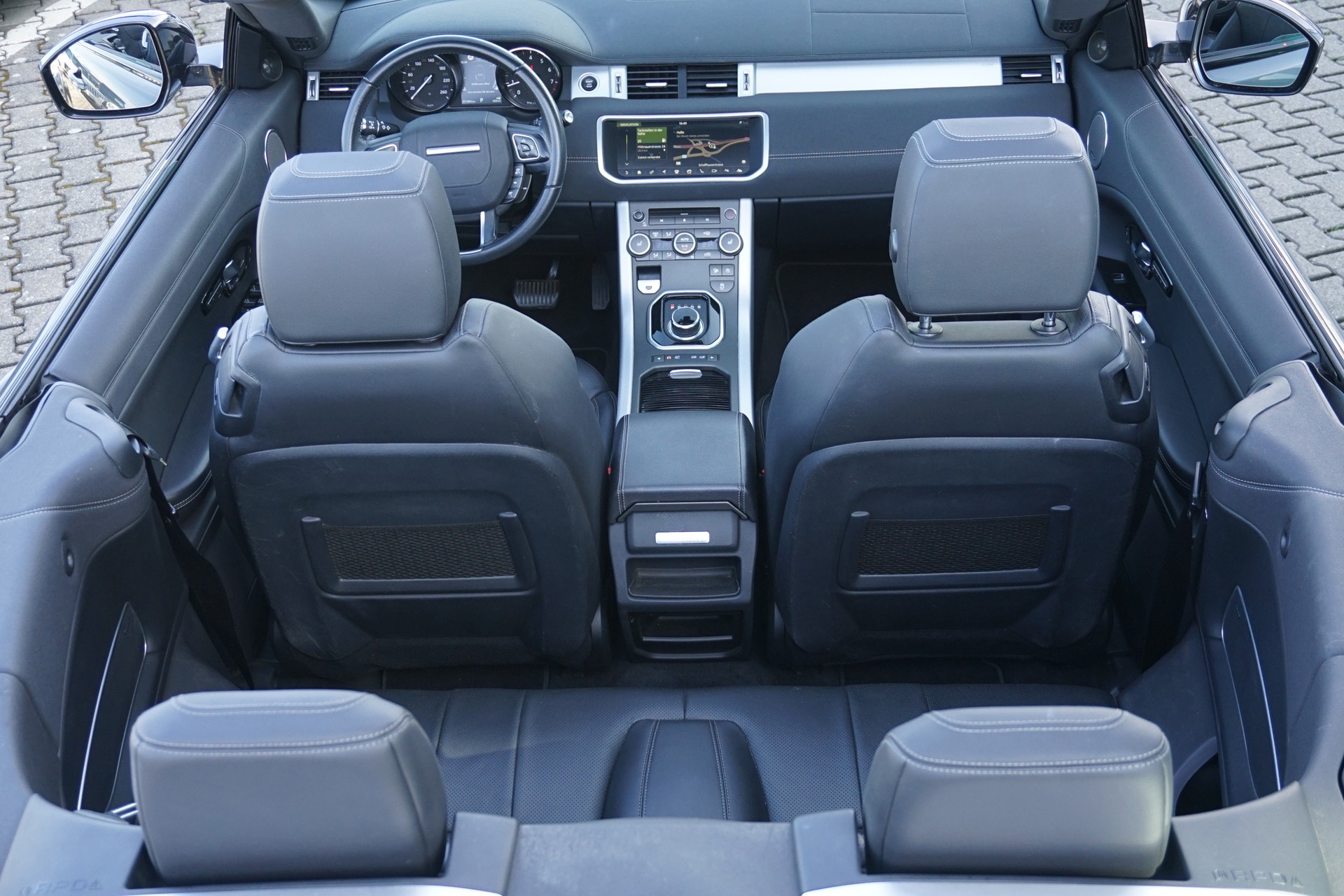 LAND ROVER Evoque 2.0Si4 HSE Dynamic 241PS-image-15