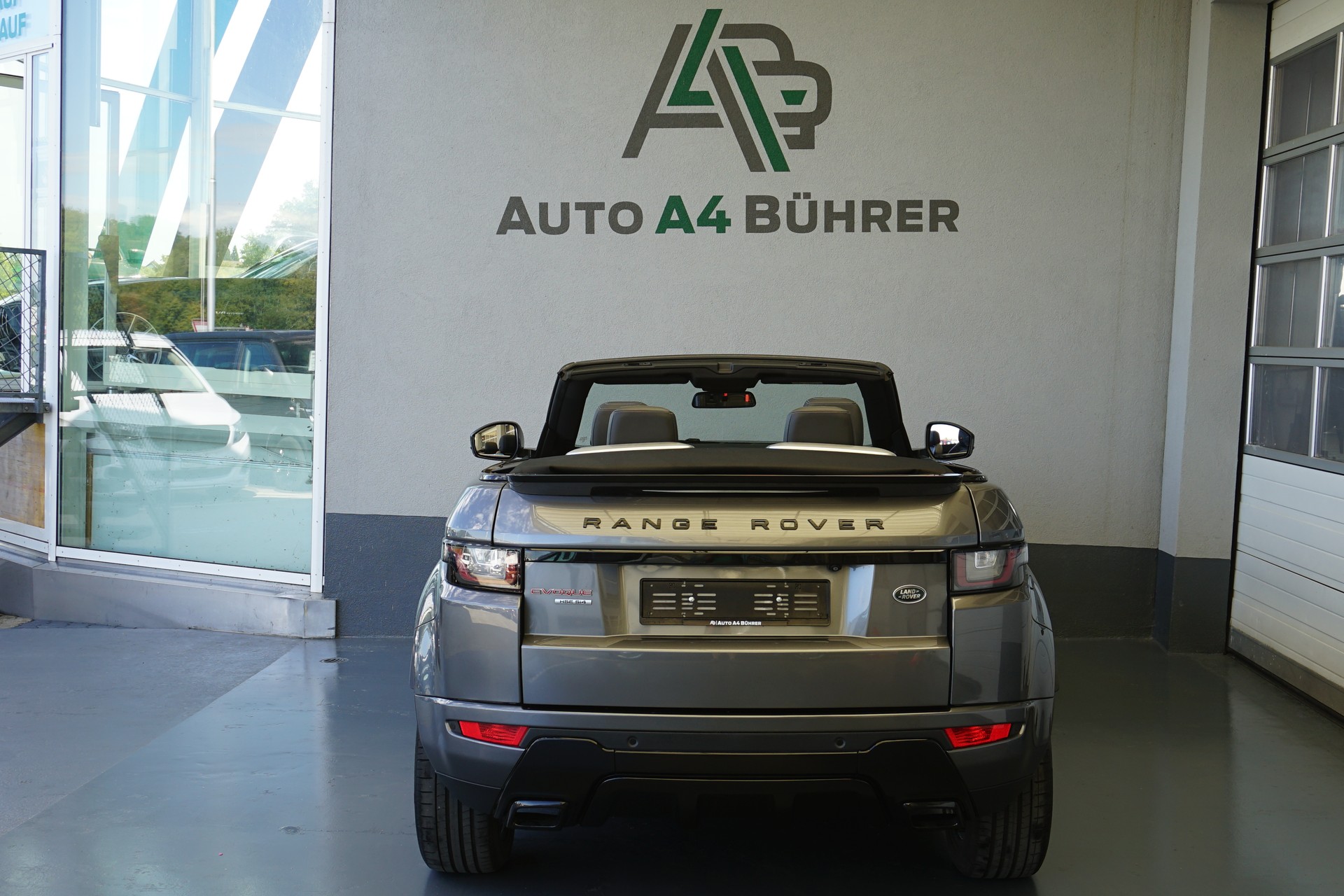 LAND ROVER Evoque 2.0Si4 HSE Dynamic 241PS-image-11