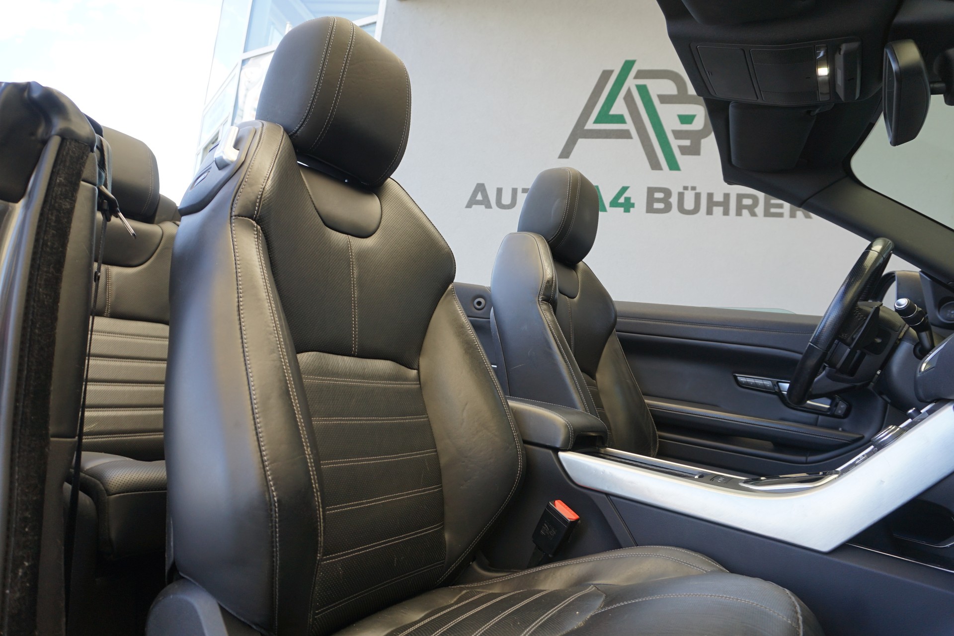 LAND ROVER Evoque 2.0Si4 HSE Dynamic 241PS-image-20