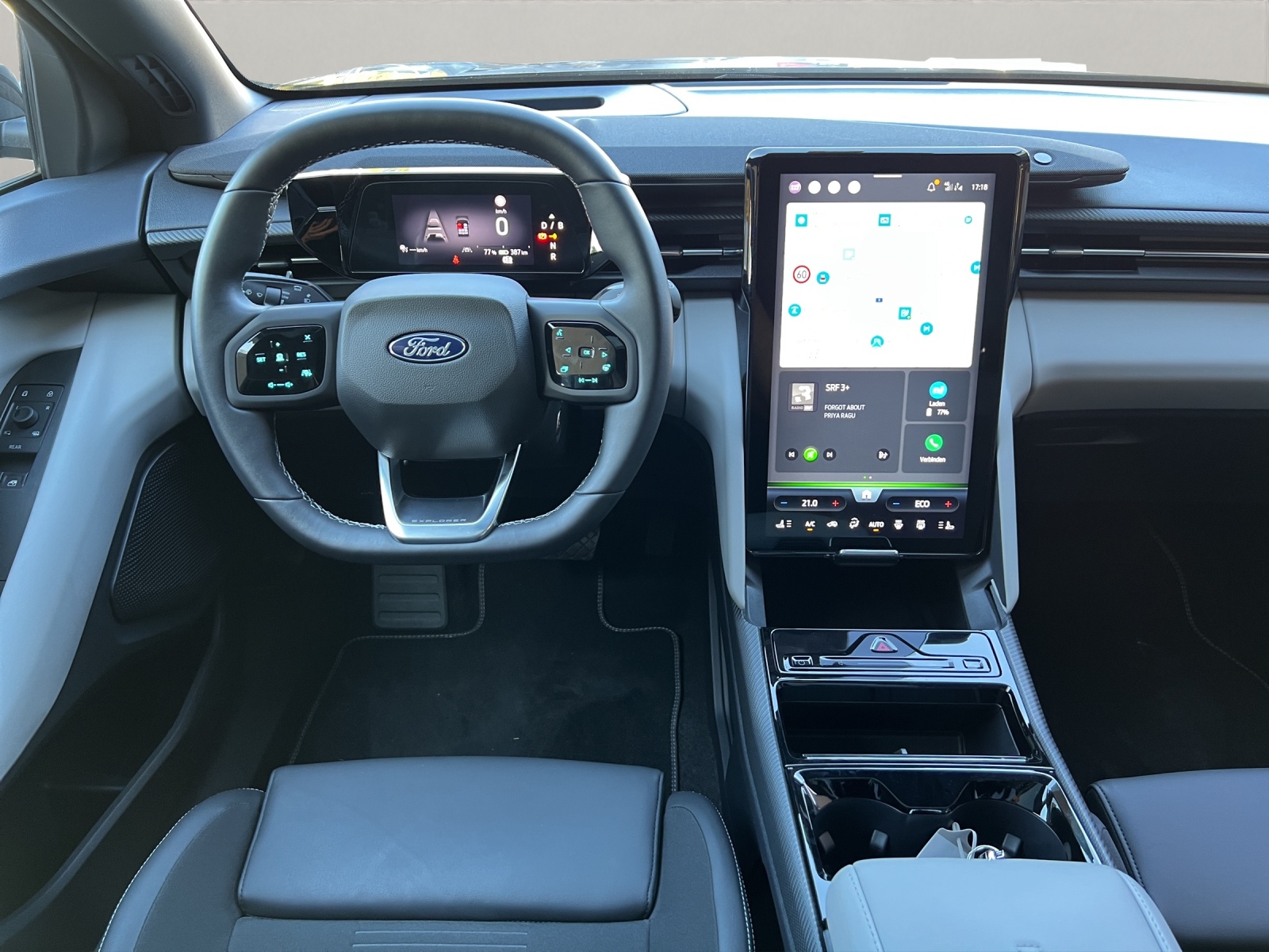 FORD Explorer Extended Range Premium-image-8