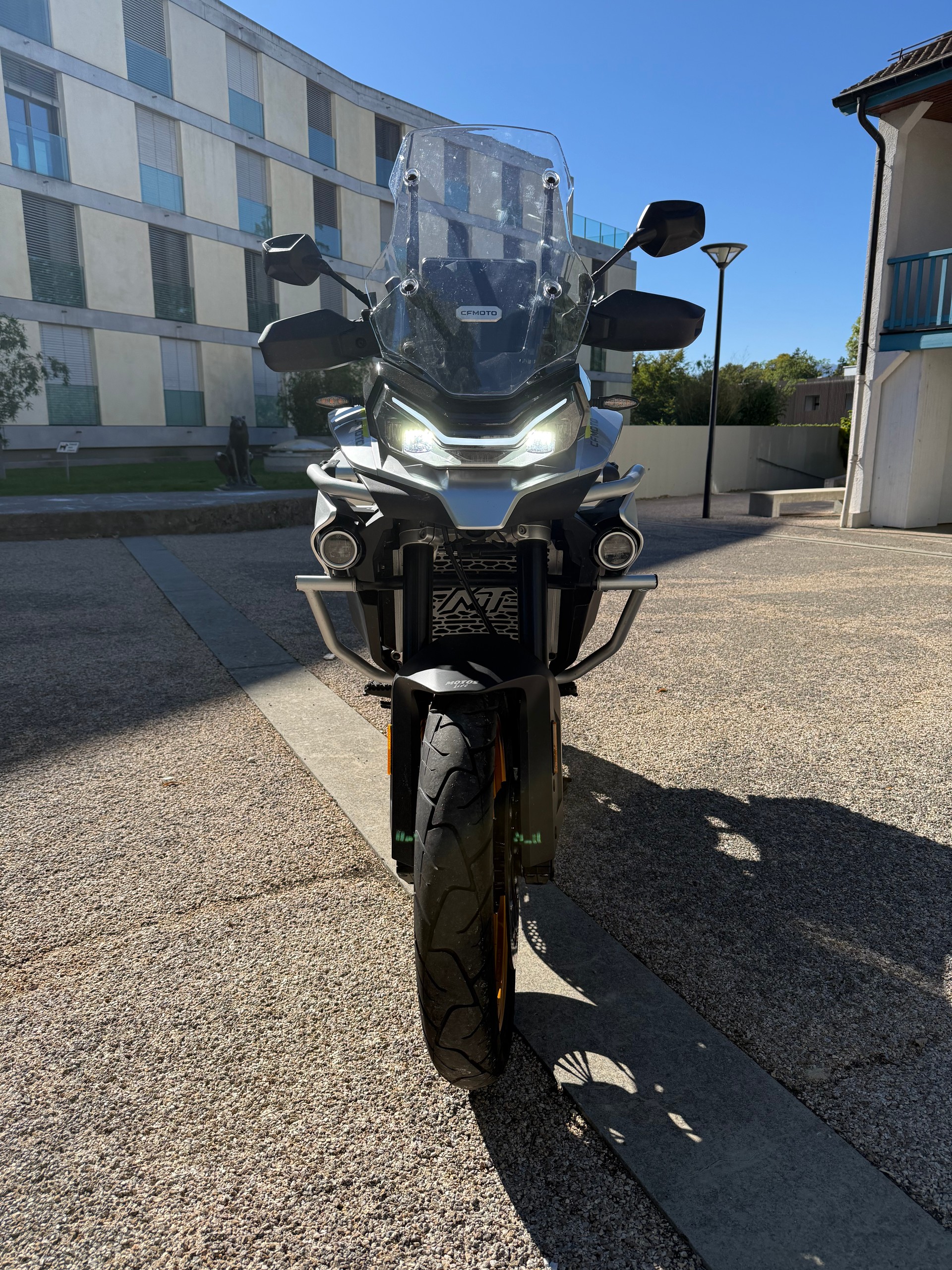 CF MOTO 800 MT Touring-image-1