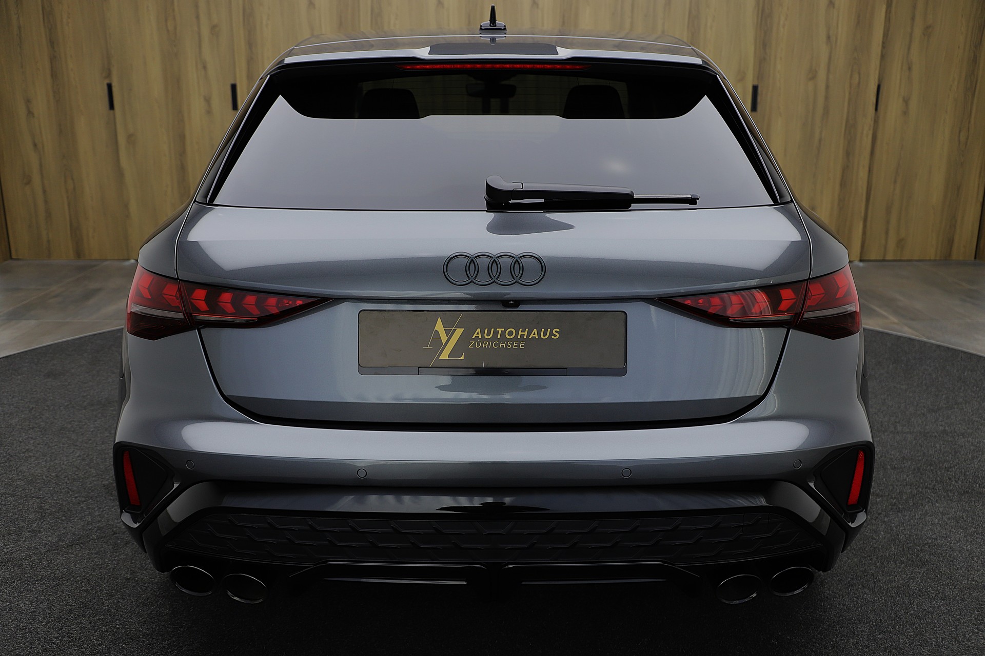 AUDI S3 Sportback TFSI quattro S-tronic-image-3