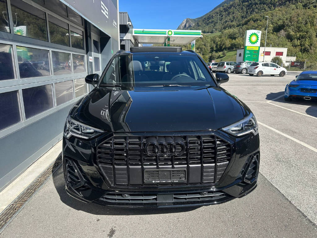 AUDI Q3 1.5 35 TFSI S line S-Tronic-showroom-element-2
