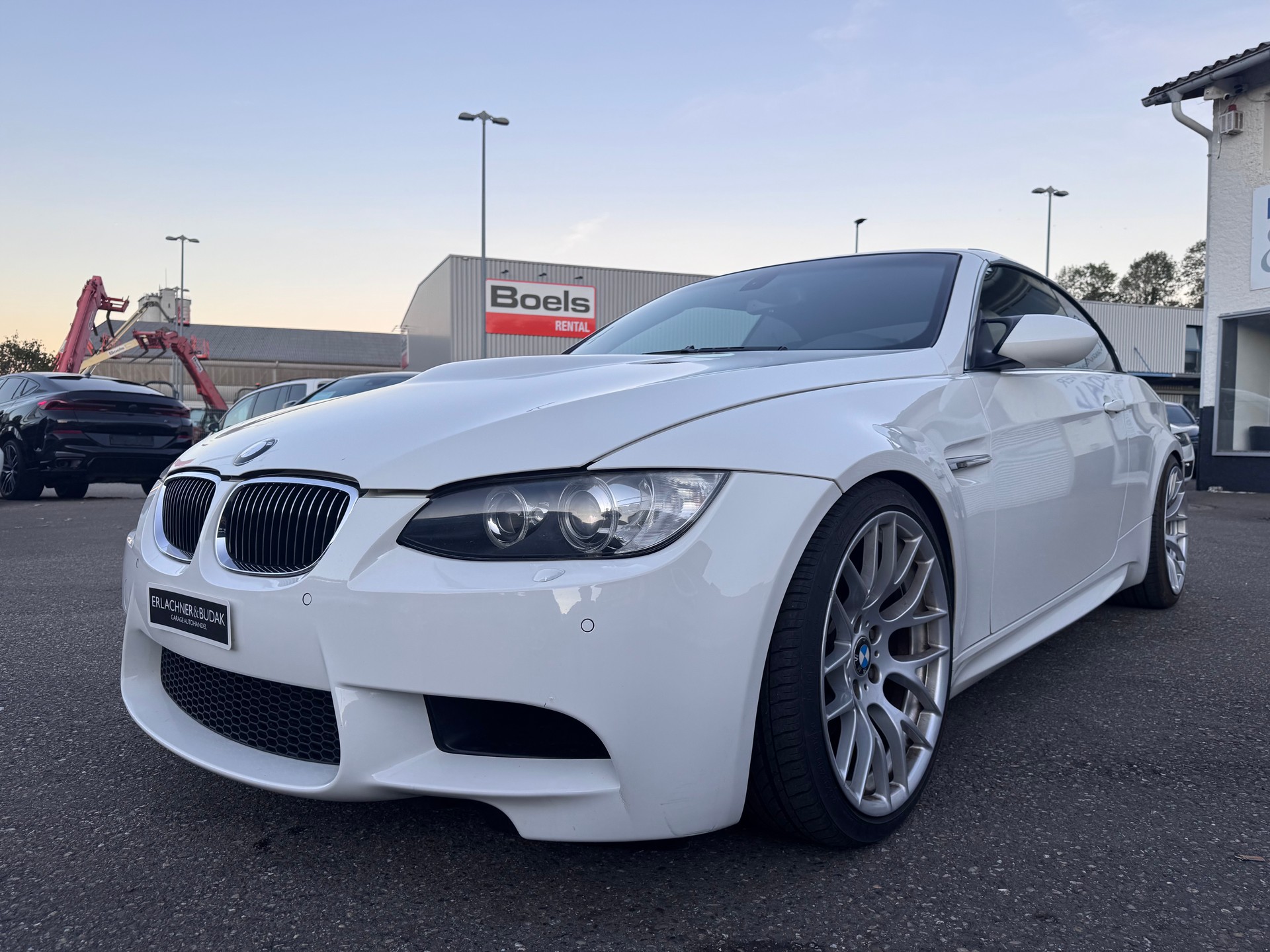 BMW M3 Cabriolet DSG-showroom-element-1