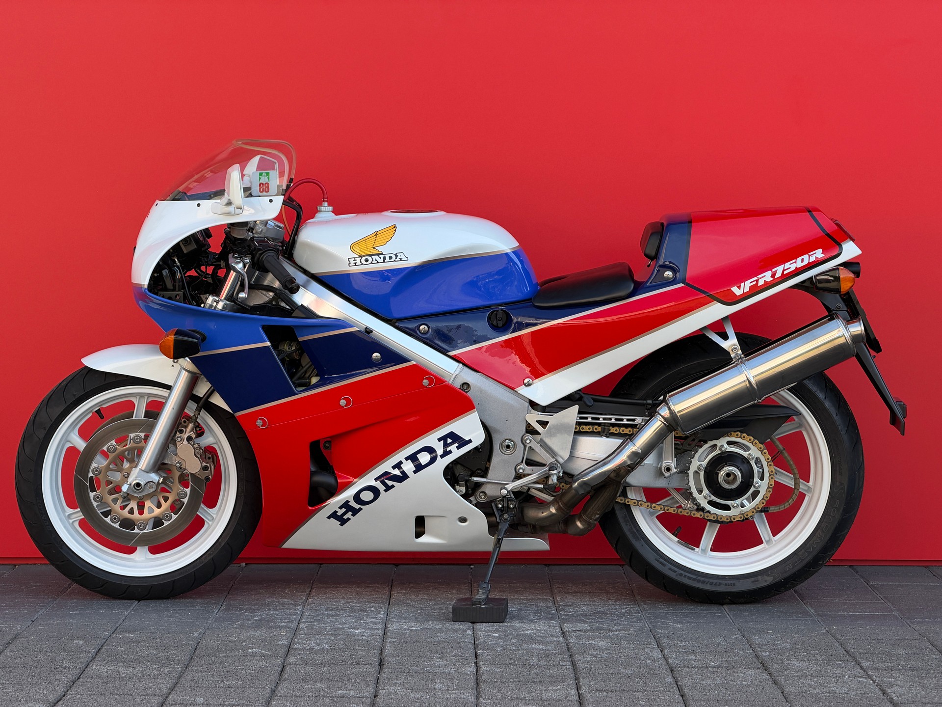 HONDA VFR 750 R (RC30)-image-2