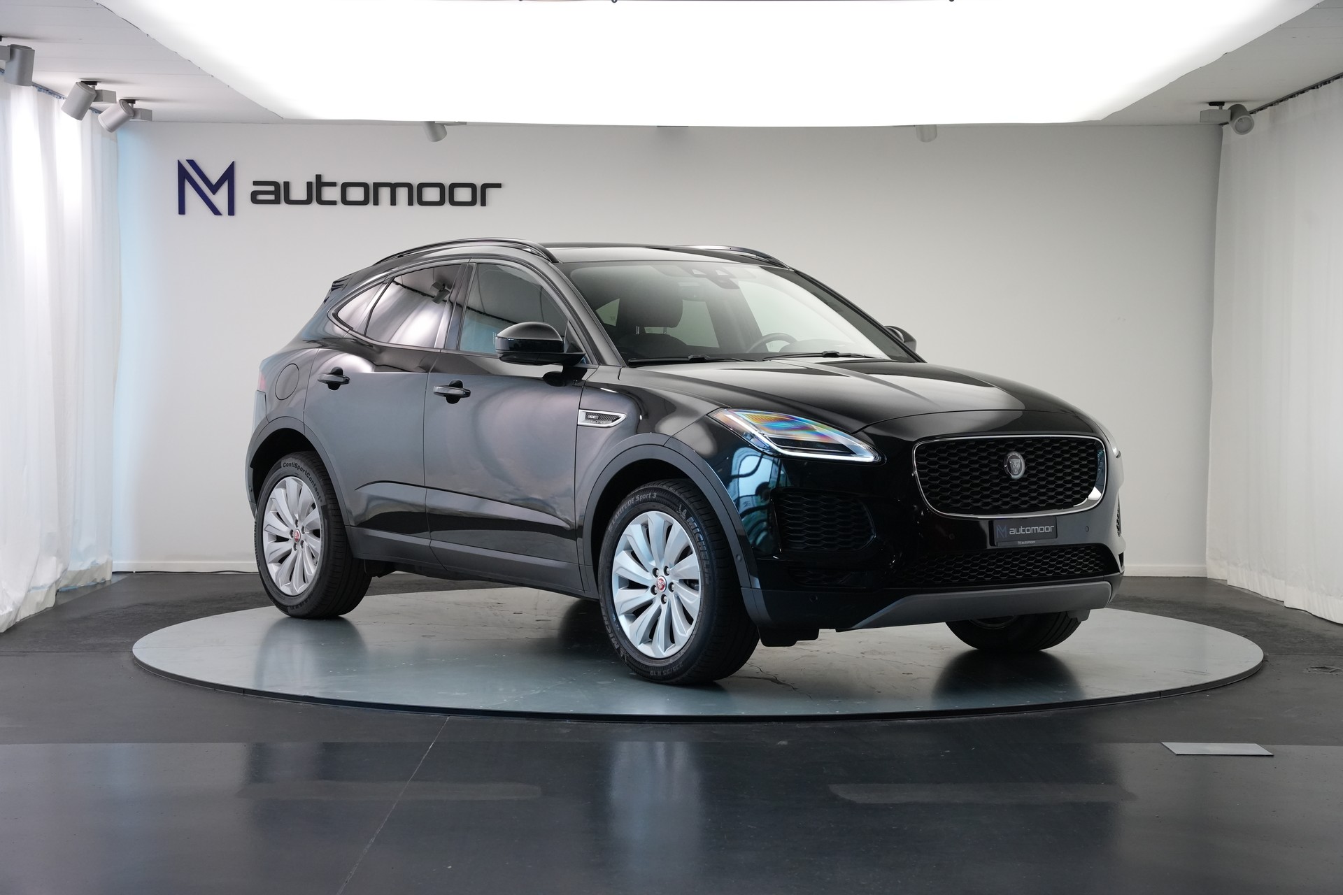 JAGUAR E-Pace 2.0 P250 R-Dynamic SE AWD Automatik-showroom-element-2