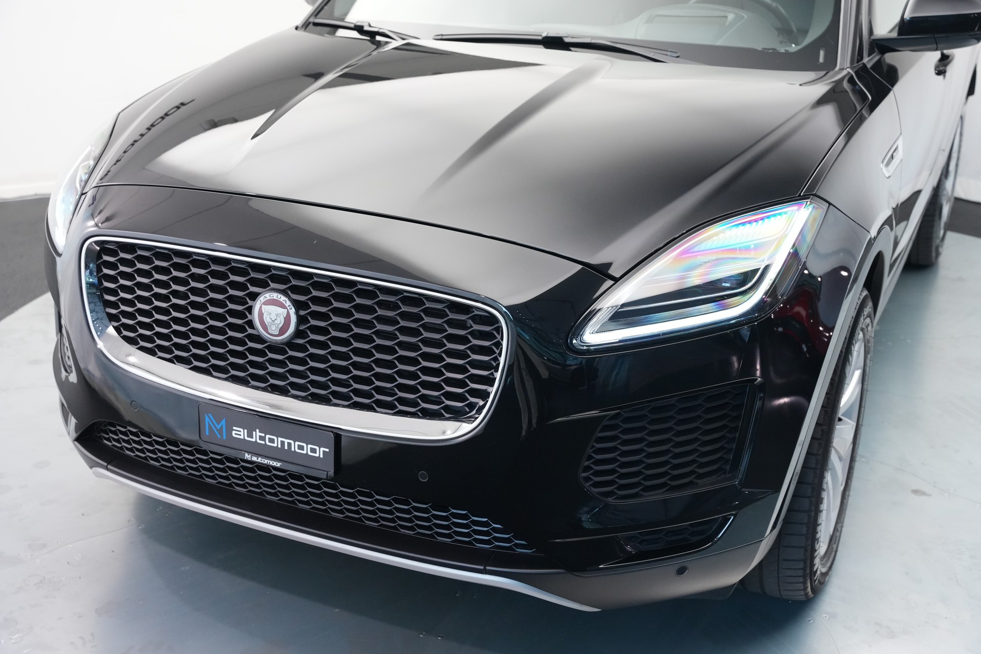 JAGUAR E-Pace 2.0 P250 R-Dynamic SE AWD Automatik-image-40