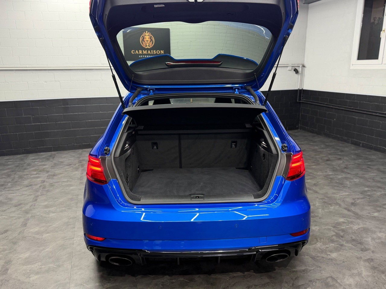 AUDI RS3 Sportback 2.5 TSI quattro S-tronic | CH-Auto | Virtual Cockpit | OHNE OPF | ACC | Keramik Bremsen | Rückfahrkamera-image-25