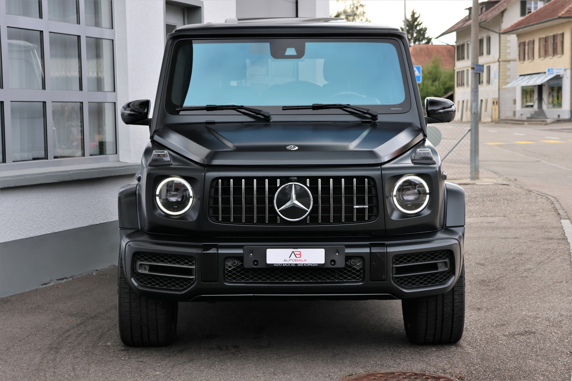 MERCEDES-BENZ G 63 AMG Speedshift Plus G-Tronic *Designo Magno*-showroom-element-1