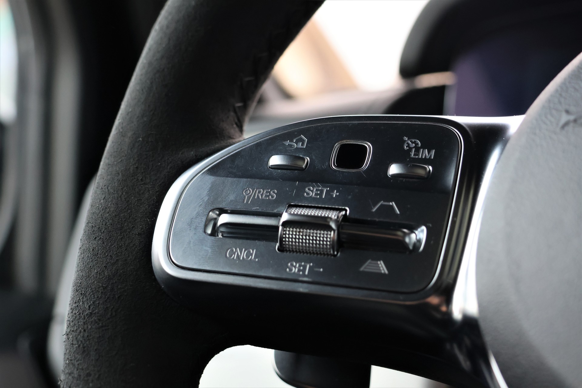 MERCEDES-BENZ G 63 AMG Speedshift Plus G-Tronic *Designo Magno*-image-20