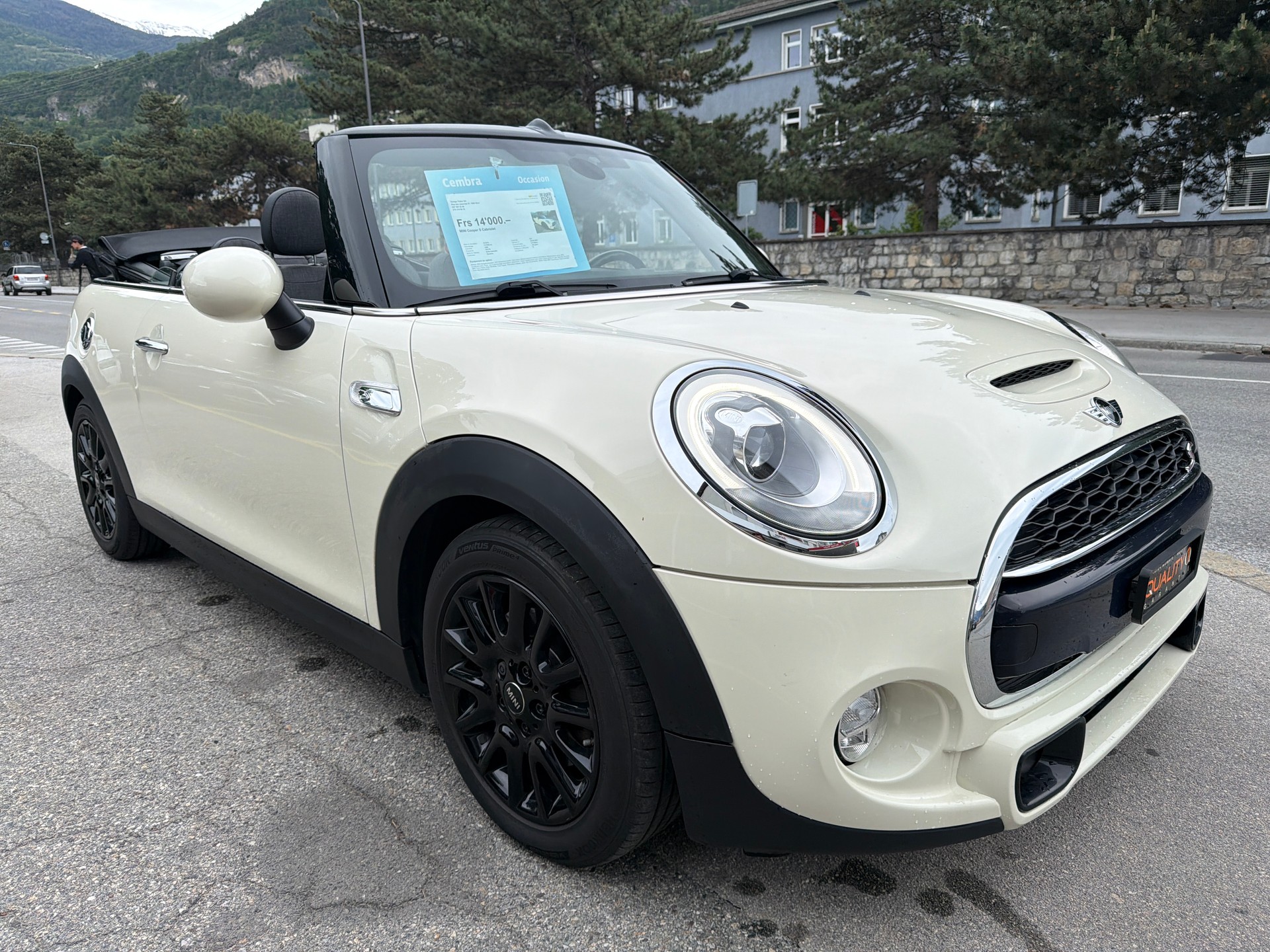 MINI Cooper S Cabriolet-image-6