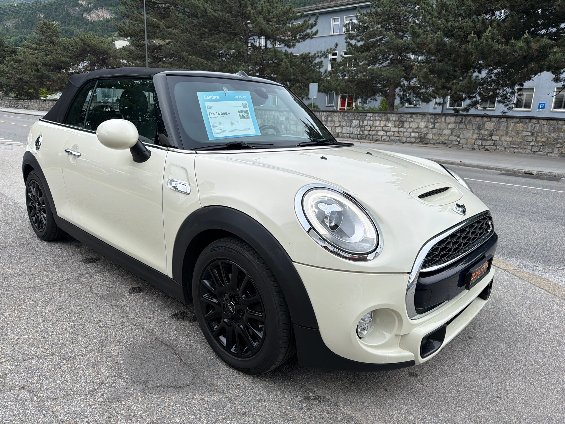 MINI Cooper S Cabriolet-image-10