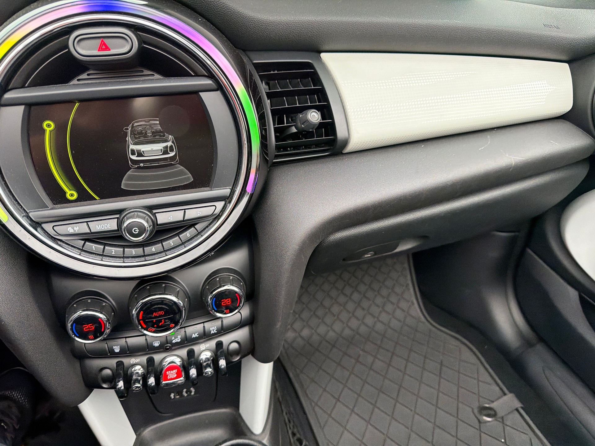 MINI Cooper S Cabriolet-image-18