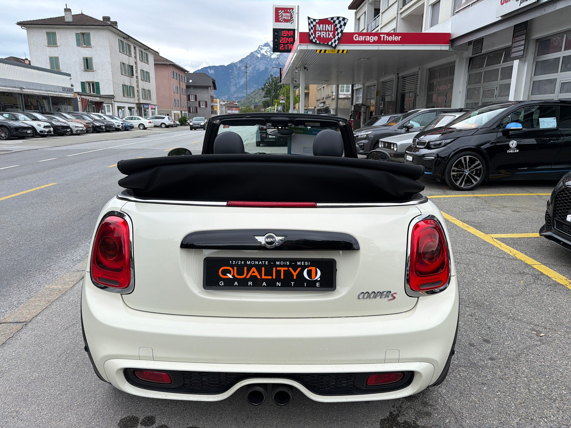 MINI Cooper S Cabriolet-showroom-element-3