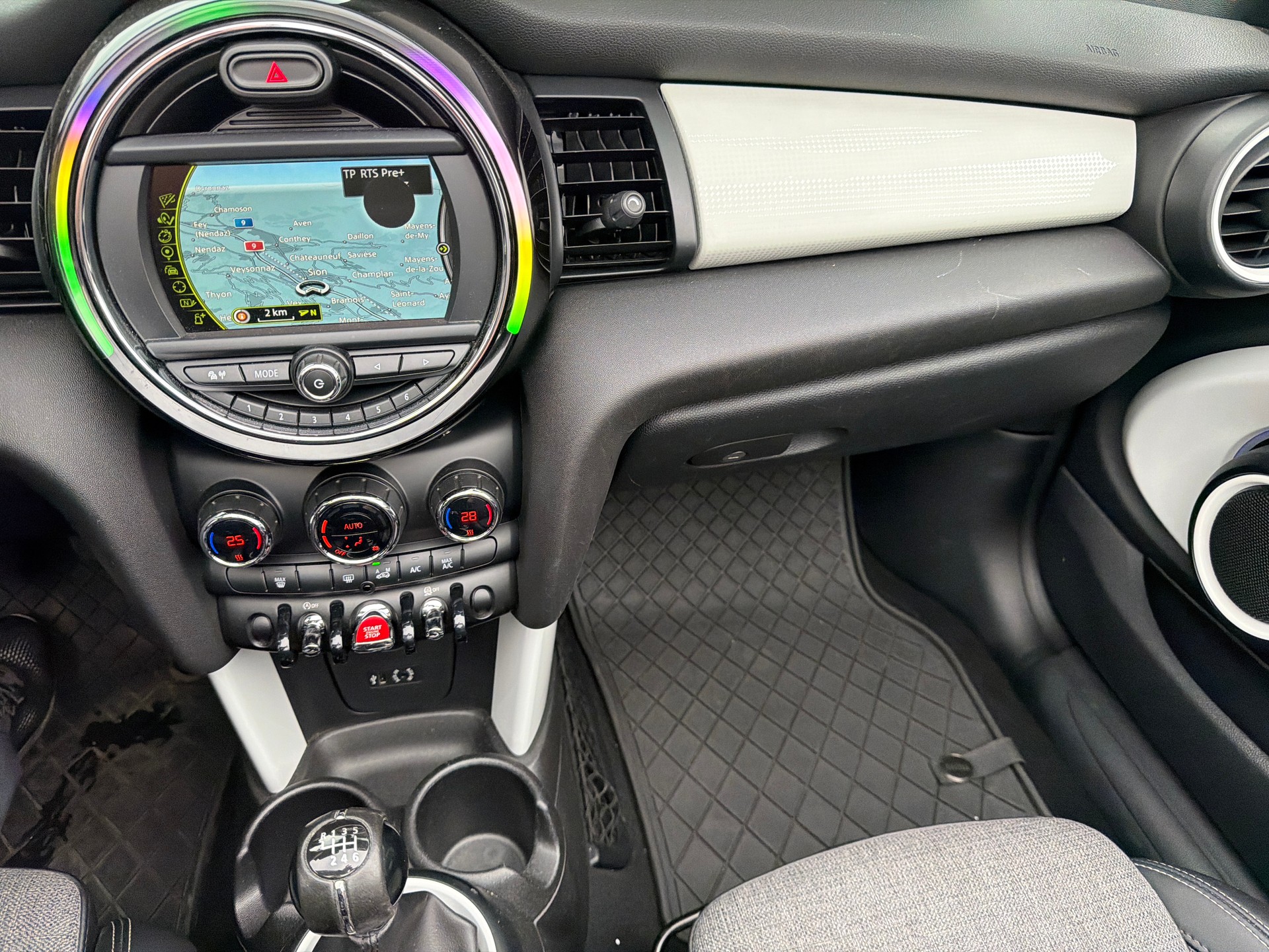 MINI Cooper S Cabriolet-image-19