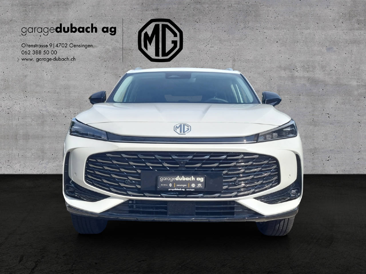 MG MG HS-showroom-element-1