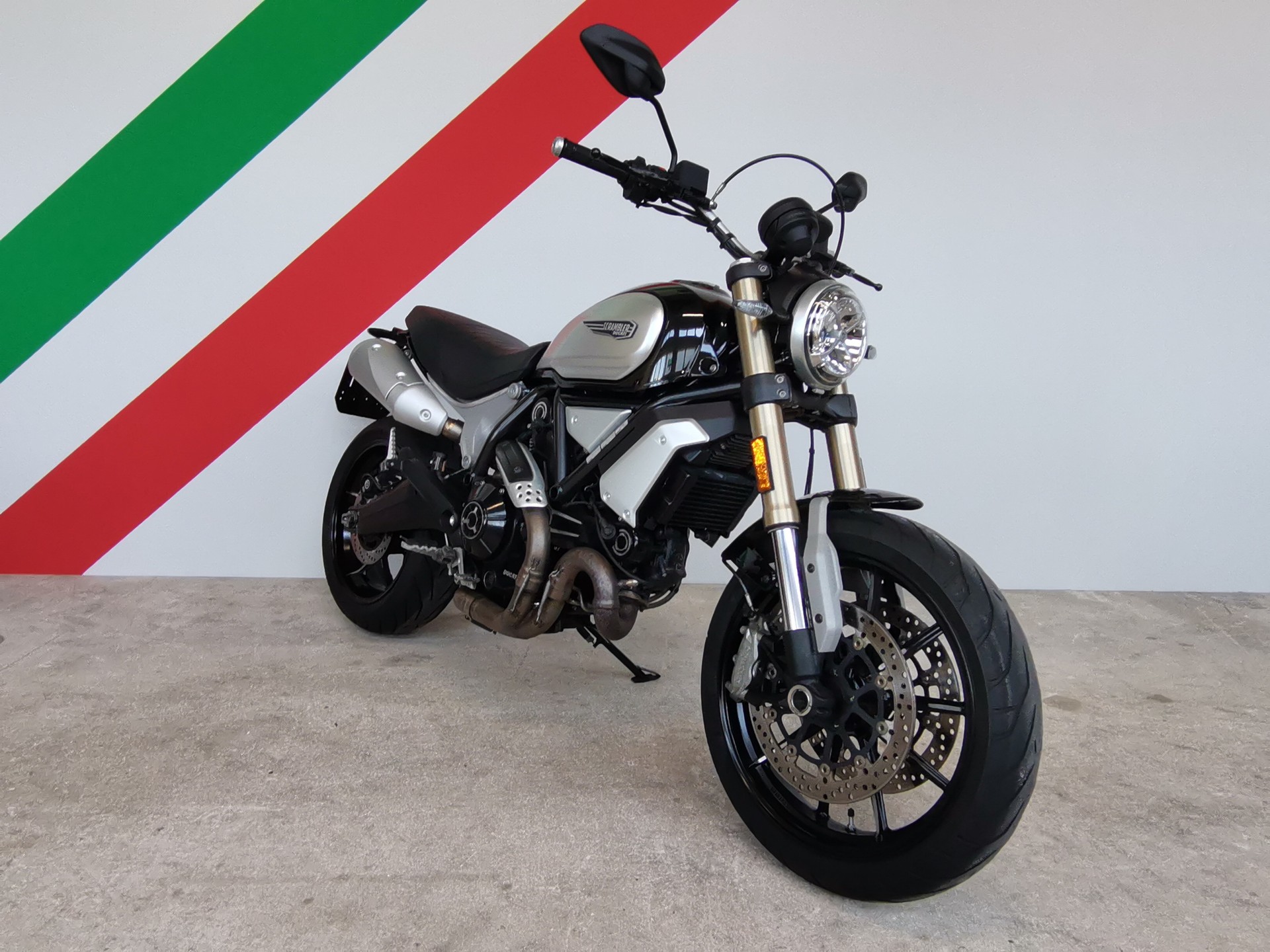 DUCATI Scrambler 1100-image-1