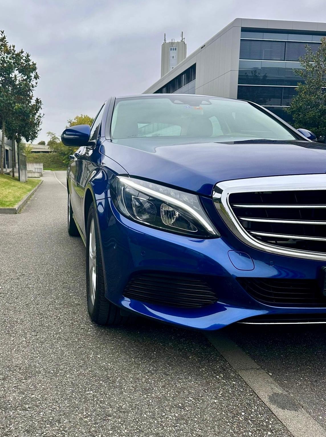 MERCEDES-BENZ C 400 Exclusive 4Matic 7G-Tronic-image-4