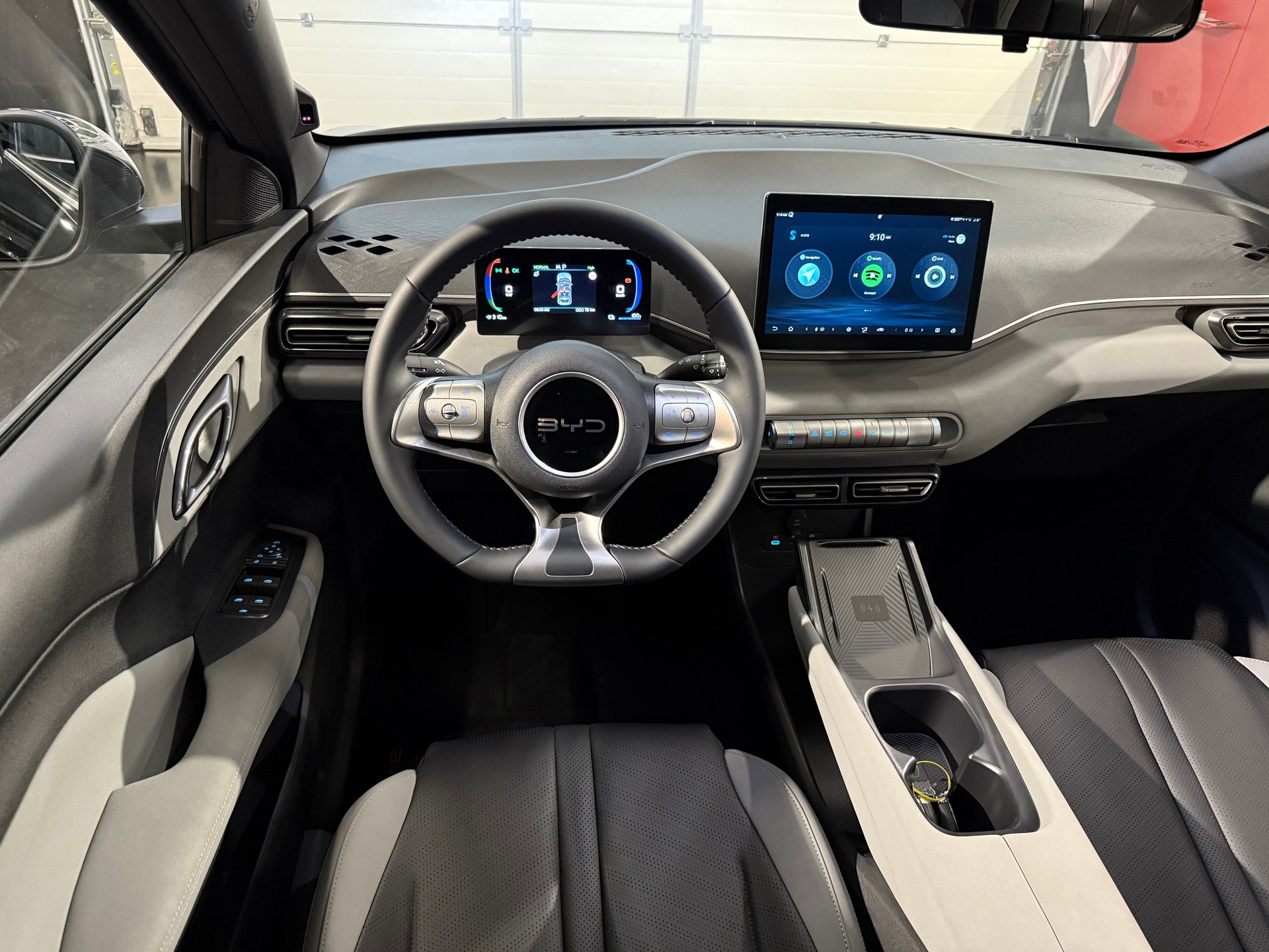 BYD Dolphin Surf 43 kWh Comfort-image-10