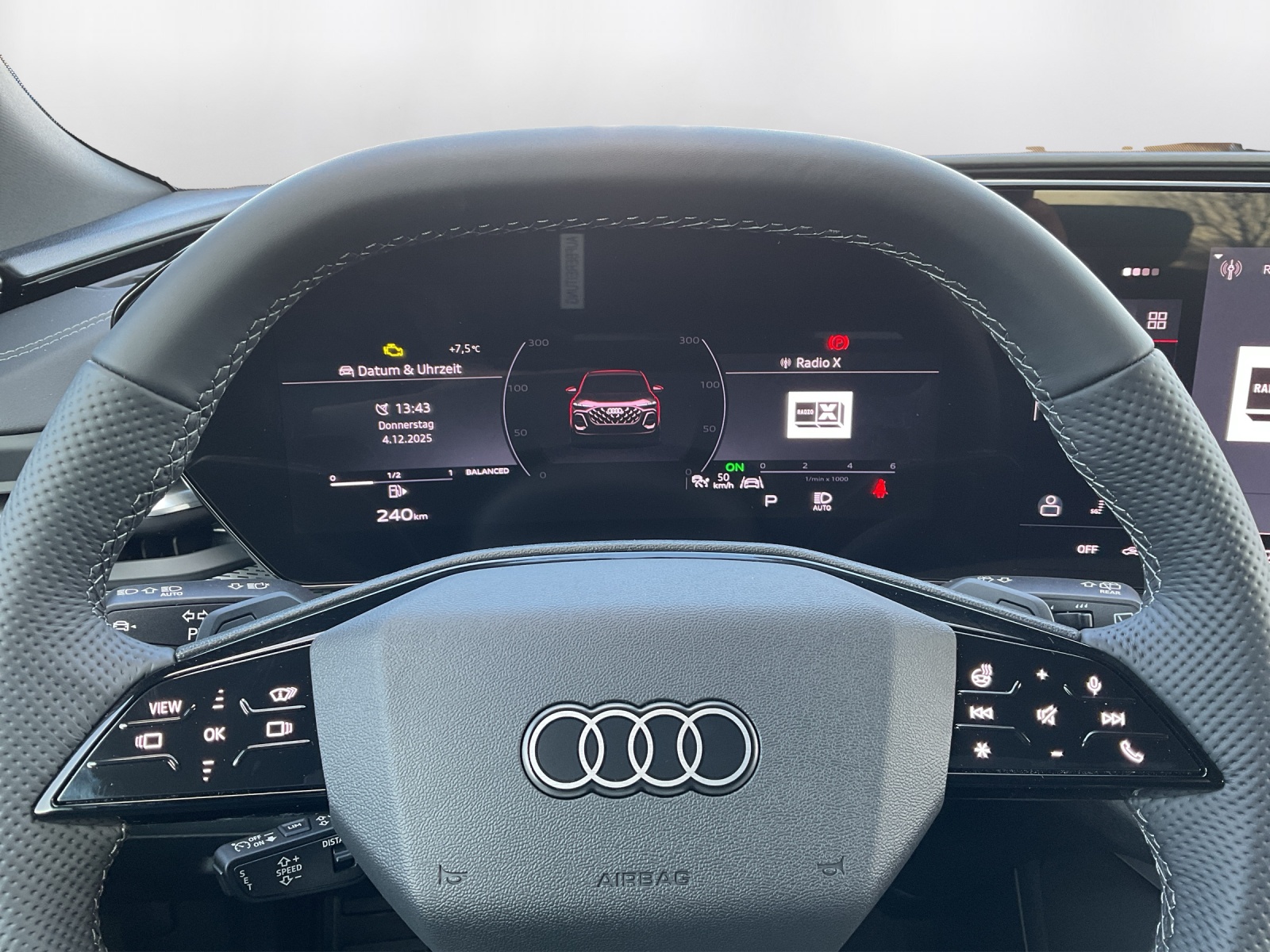 AUDI Q5 TDI quattro 150 kW S-tronic-image-7