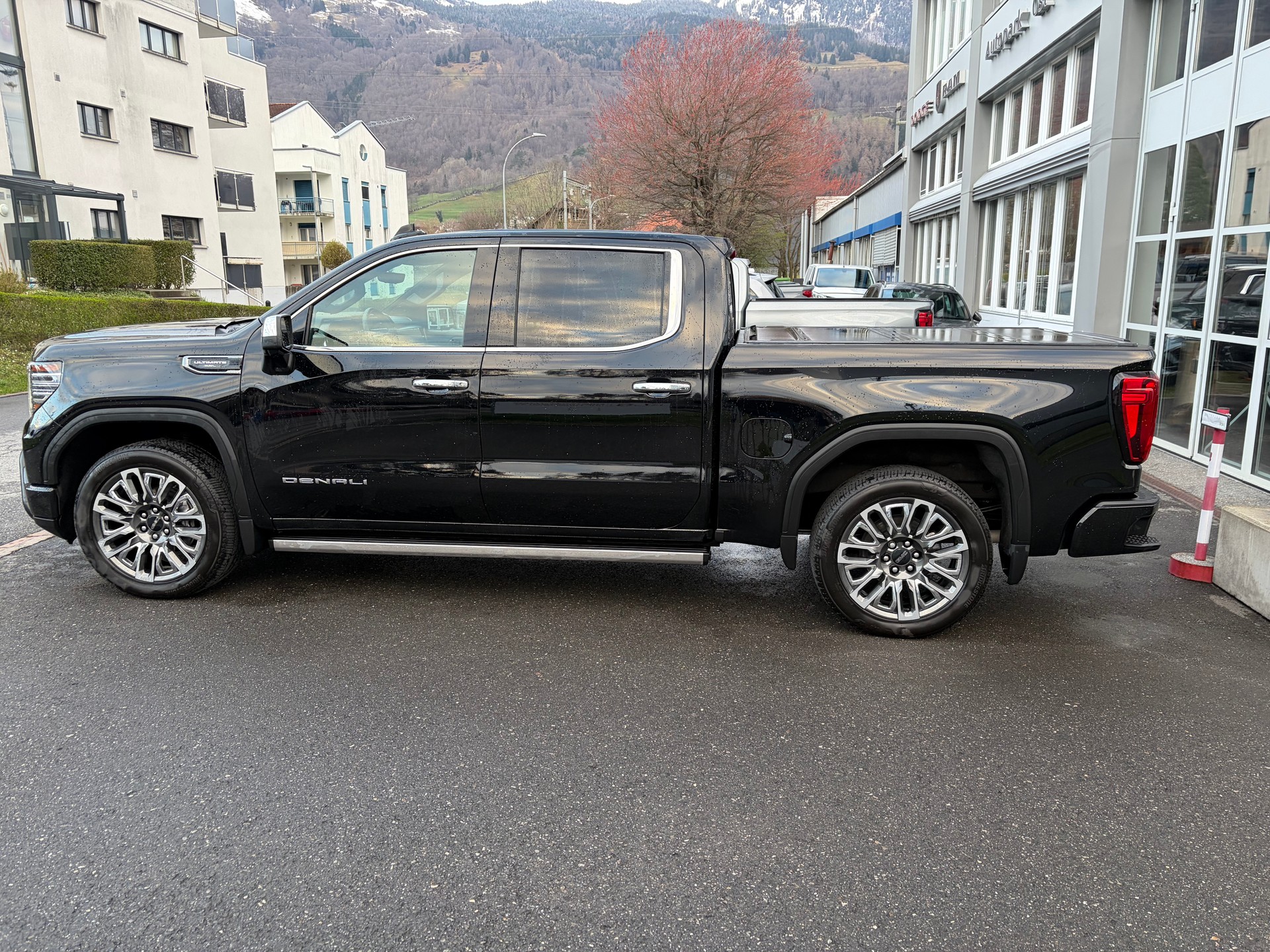 GMC Sierra 1500 Denali Ultimate 6.2l V8 4WD MY25-image-3