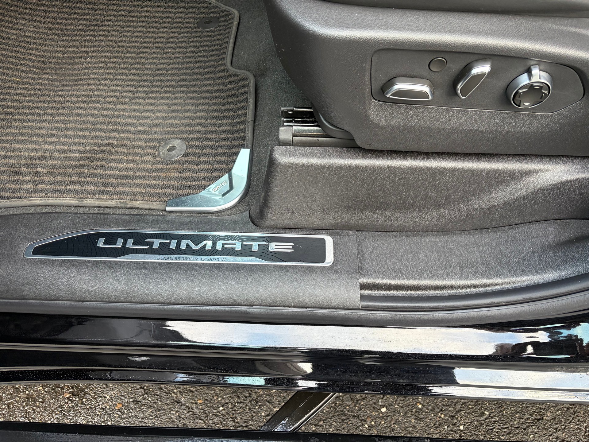 GMC Sierra 1500 Denali Ultimate 6.2l V8 4WD MY25-image-13