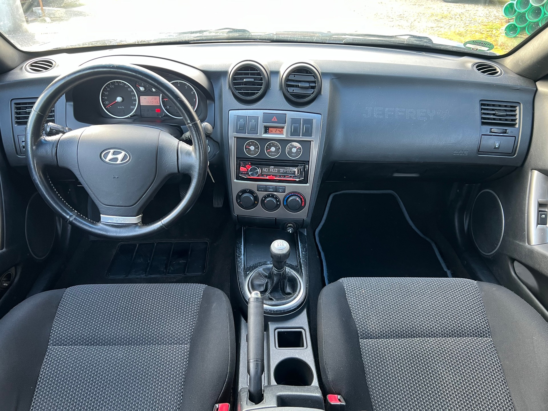 HYUNDAI Coupé 2.0 16V CVVT FX-image-11