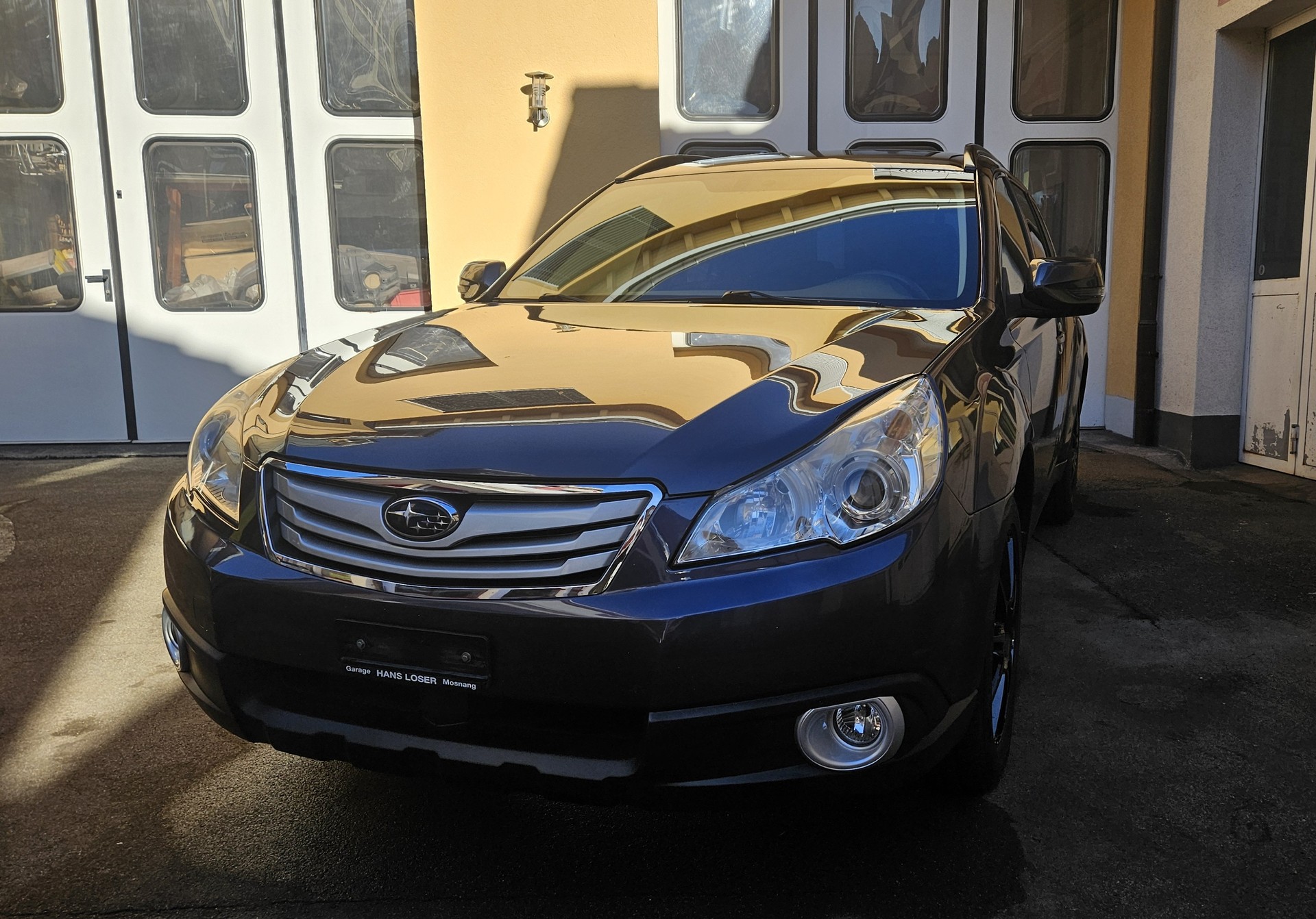 SUBARU Outback 2.5i Swiss Special AWD Lineartronic-image-17