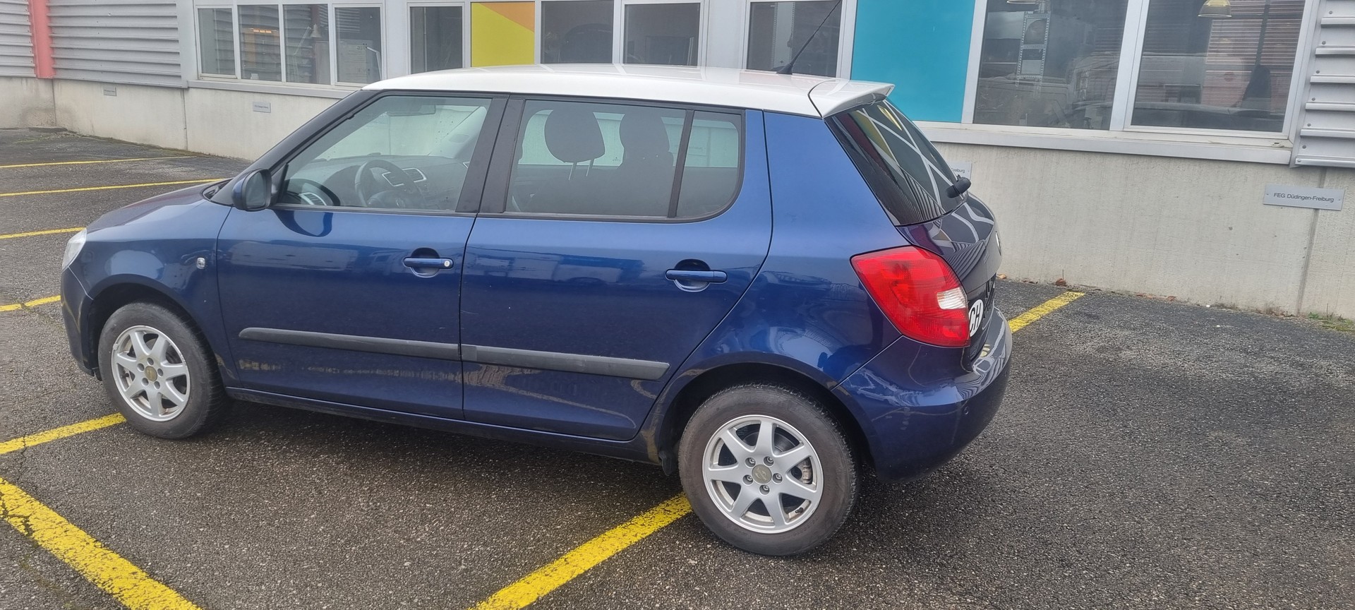 SKODA Fabia 1.6 Ambiente-image-2