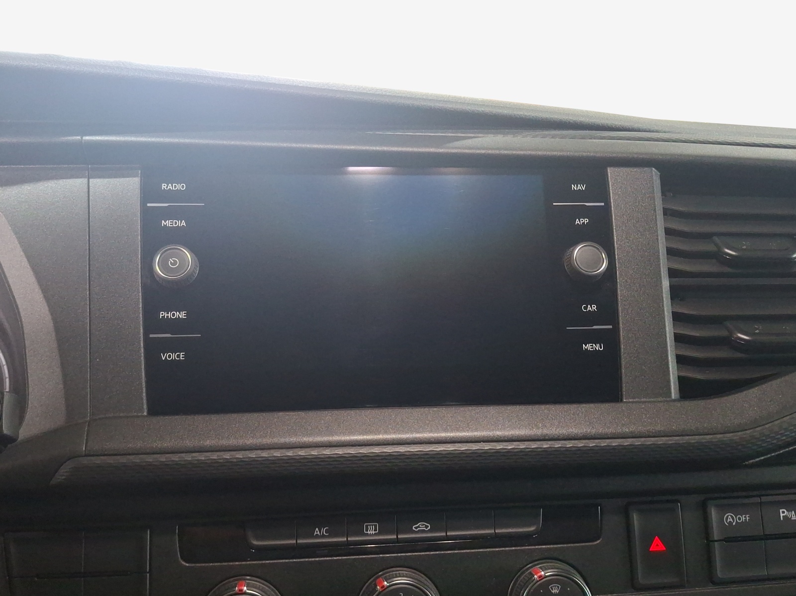 VW T6.1 2.0 TDI 4Motion-image-10