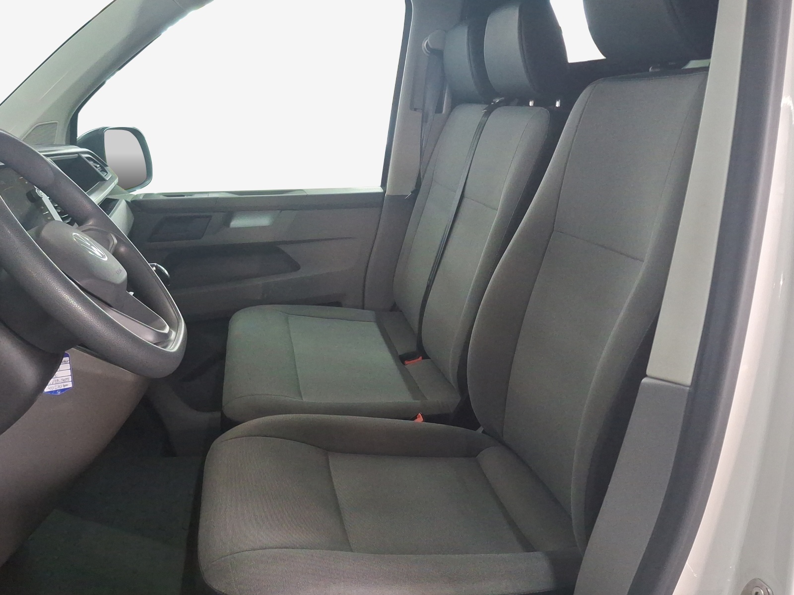 VW T6.1 2.0 TDI 4Motion-image-7