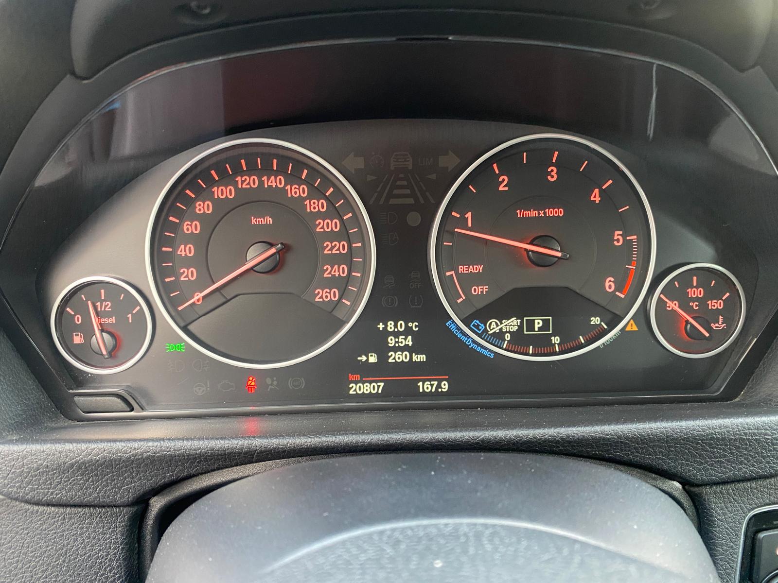 BMW 320d Touring Steptronic-image-15