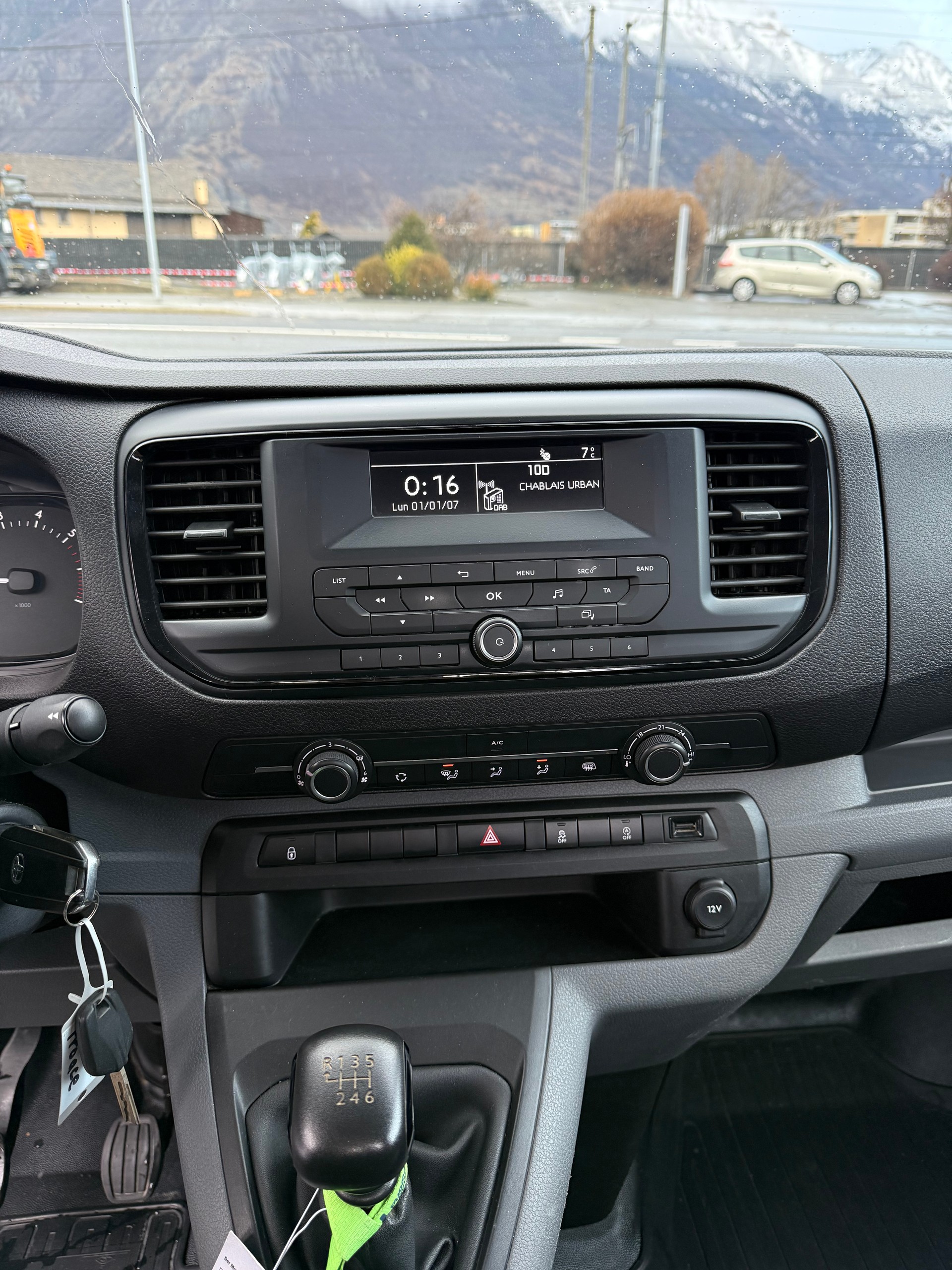 TOYOTA Proace 2.0D Plattform Medium-image-10