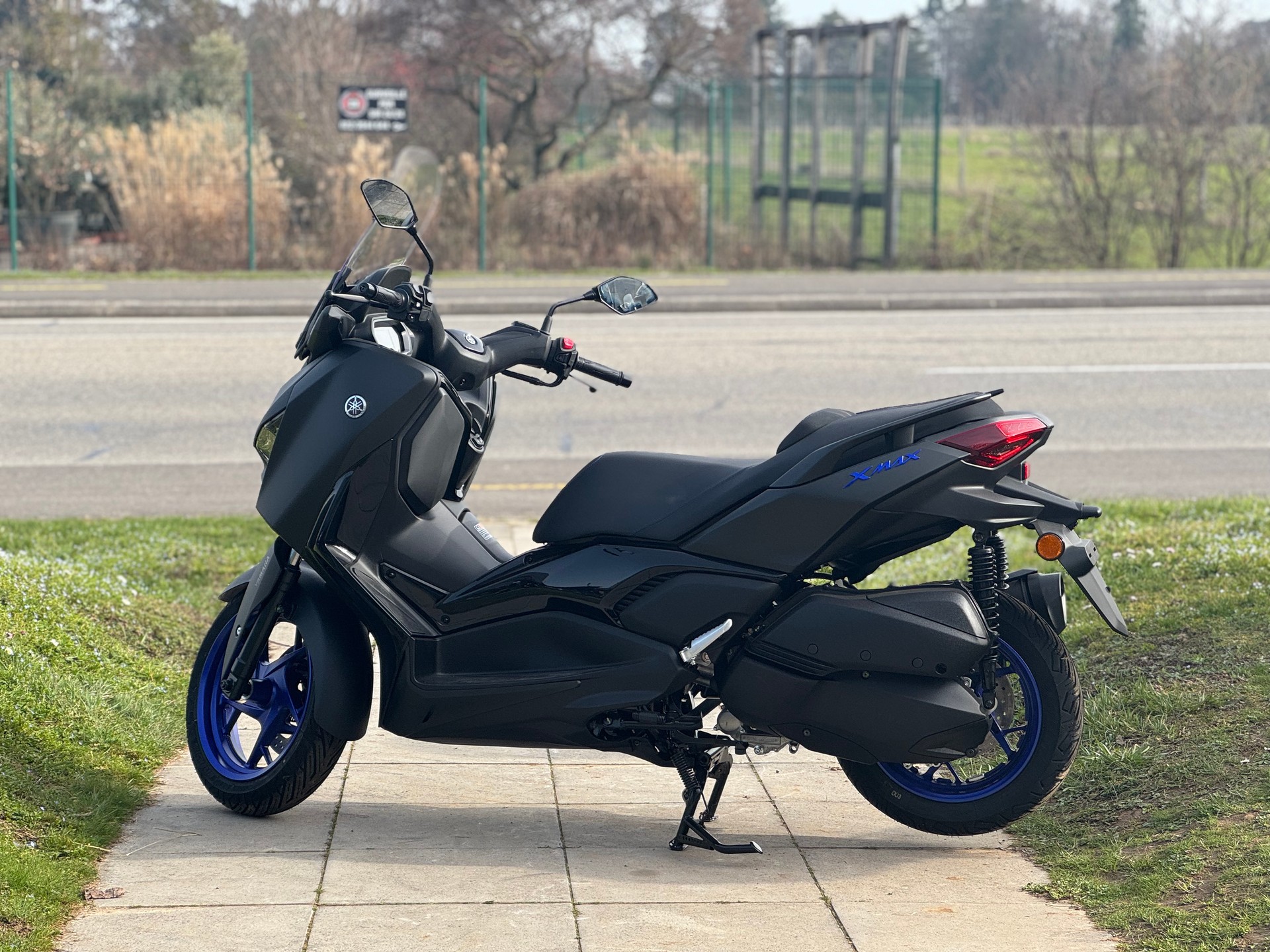 YAMAHA X-Max 300-image-3