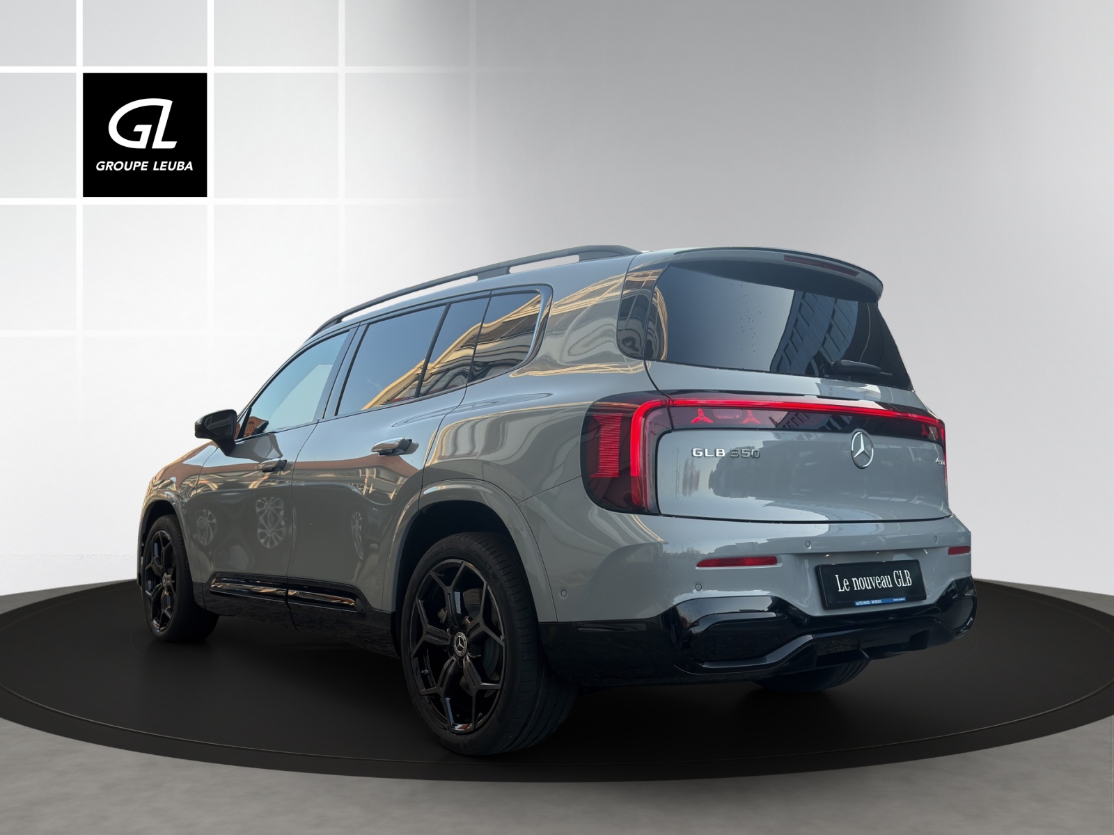 MERCEDES-BENZ NEW GLB 350 4M EQ-showroom-element-3