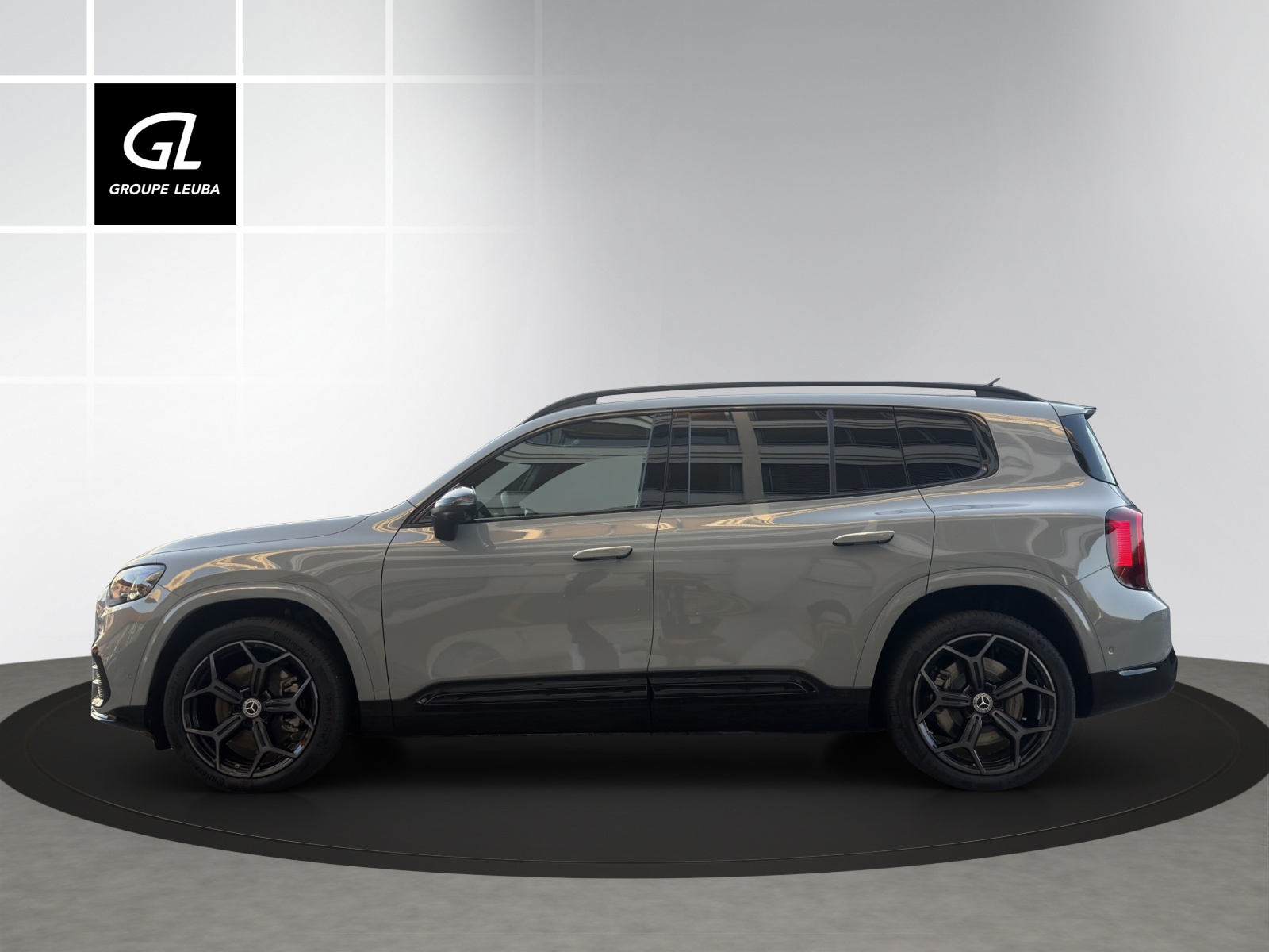 MERCEDES-BENZ NEW GLB 350 4M EQ-showroom-element-2