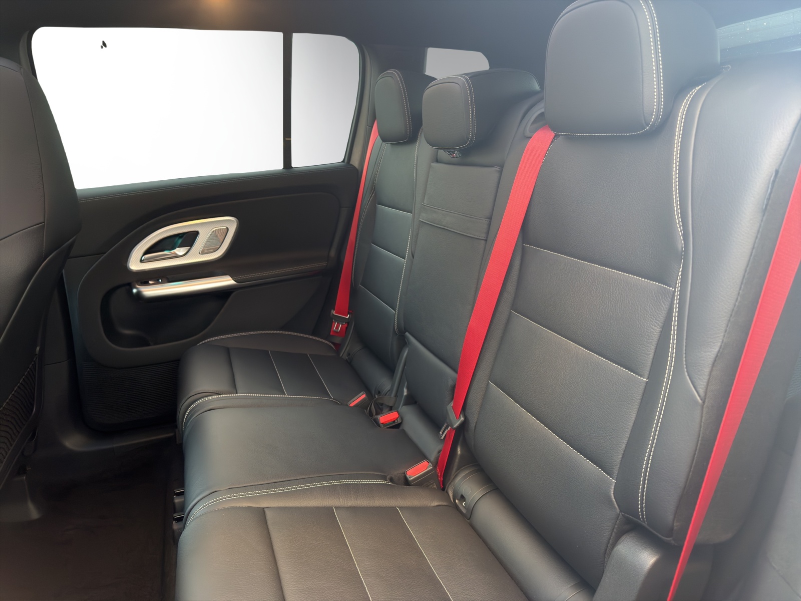 MERCEDES-BENZ NEW GLB 350 4M EQ-image-8