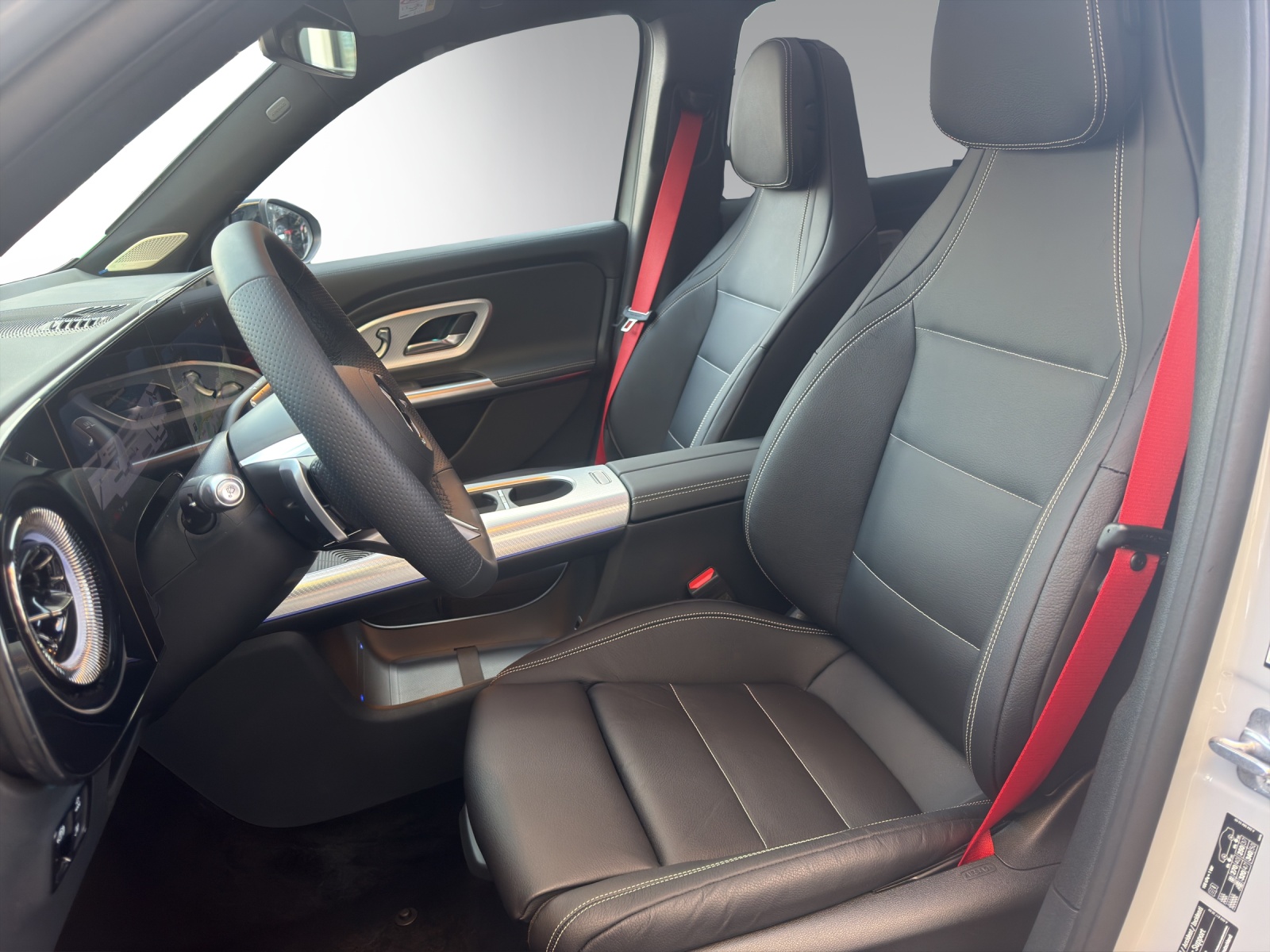 MERCEDES-BENZ NEW GLB 350 4M EQ-image-4