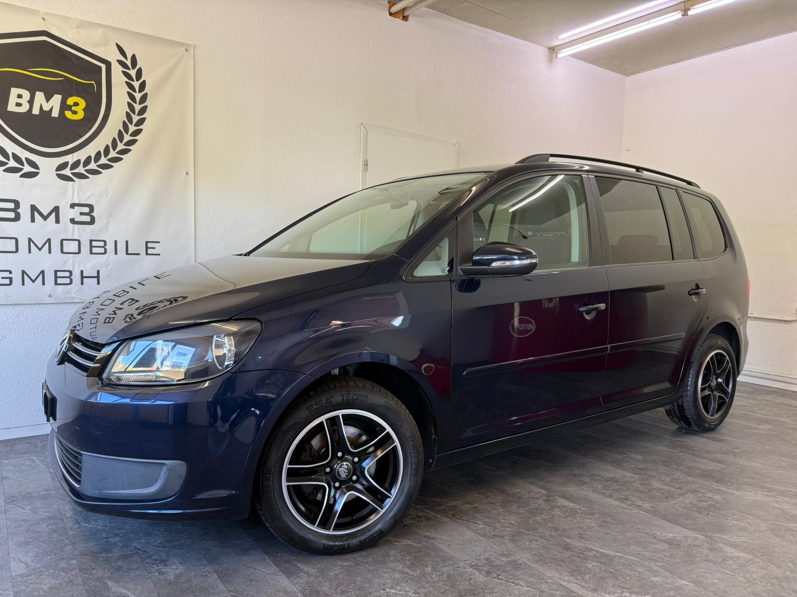 VW Touran 1.4 TSI Highline DSG-image-1