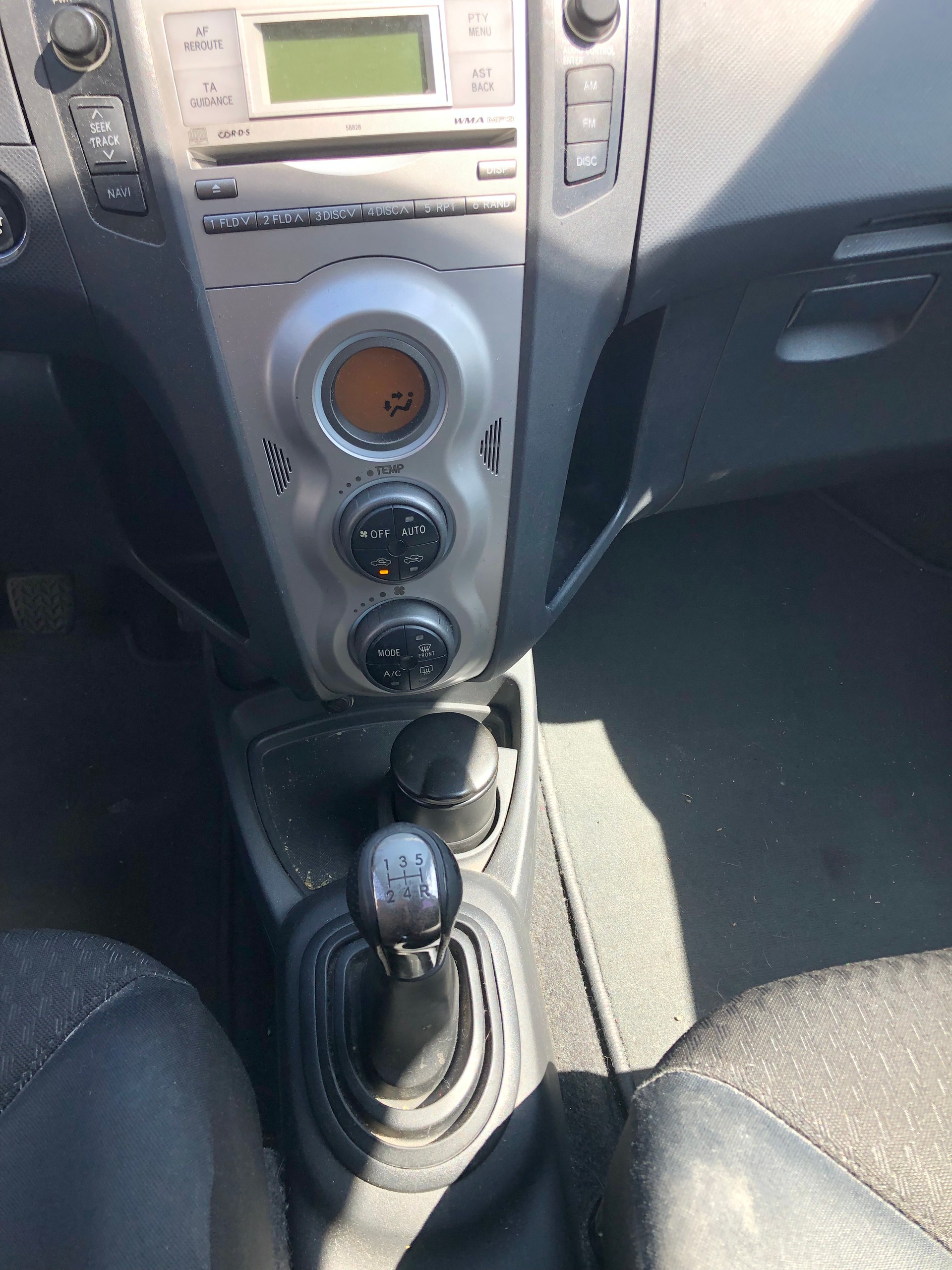 TOYOTA Yaris 1.8 TS-image-8