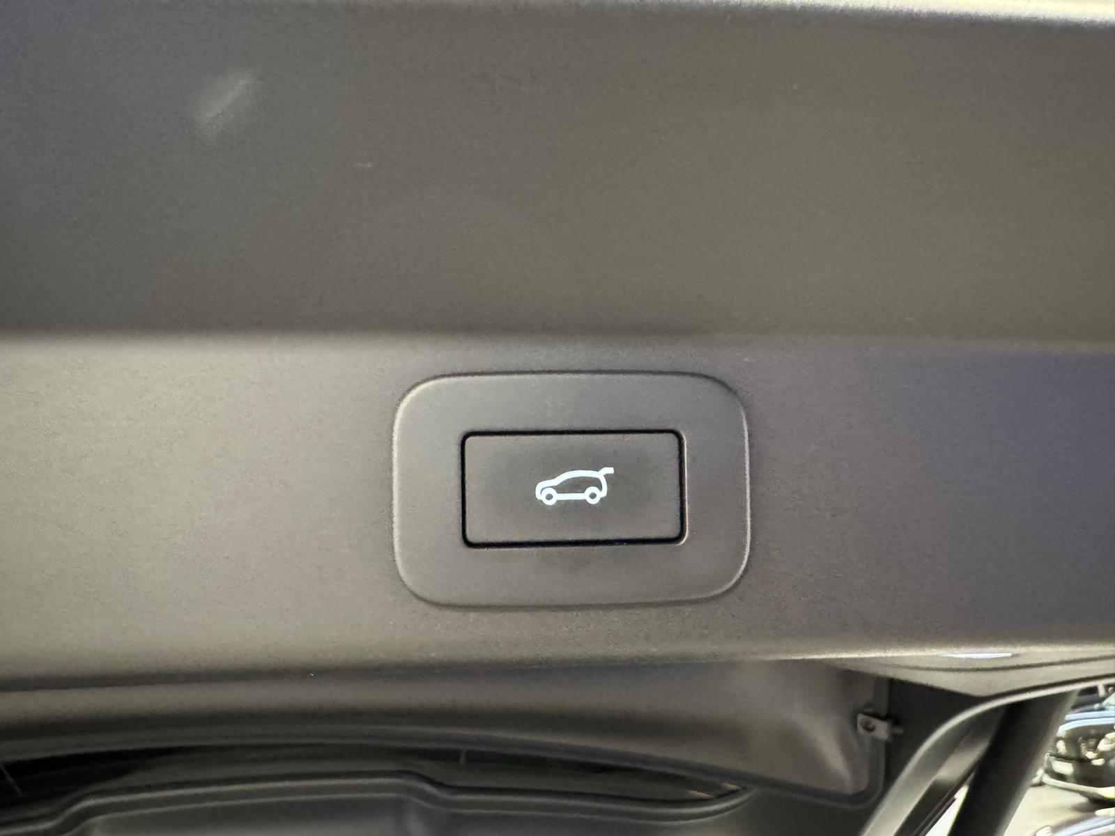 LAND ROVER Range Rover Sport 4.4 V8 SV Edition One Carbon P635-image-29