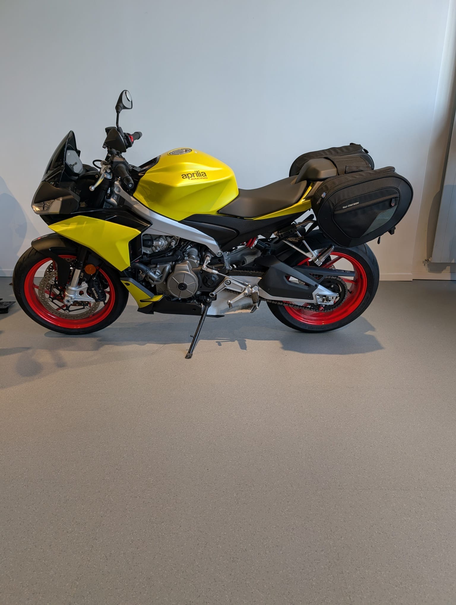 APRILIA Tuono 660-image-5